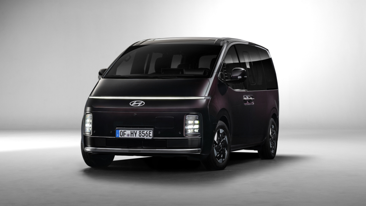 captainelectro.com | 2026 Hyundai Staria Electric Review: Specs, Range & Quirks.