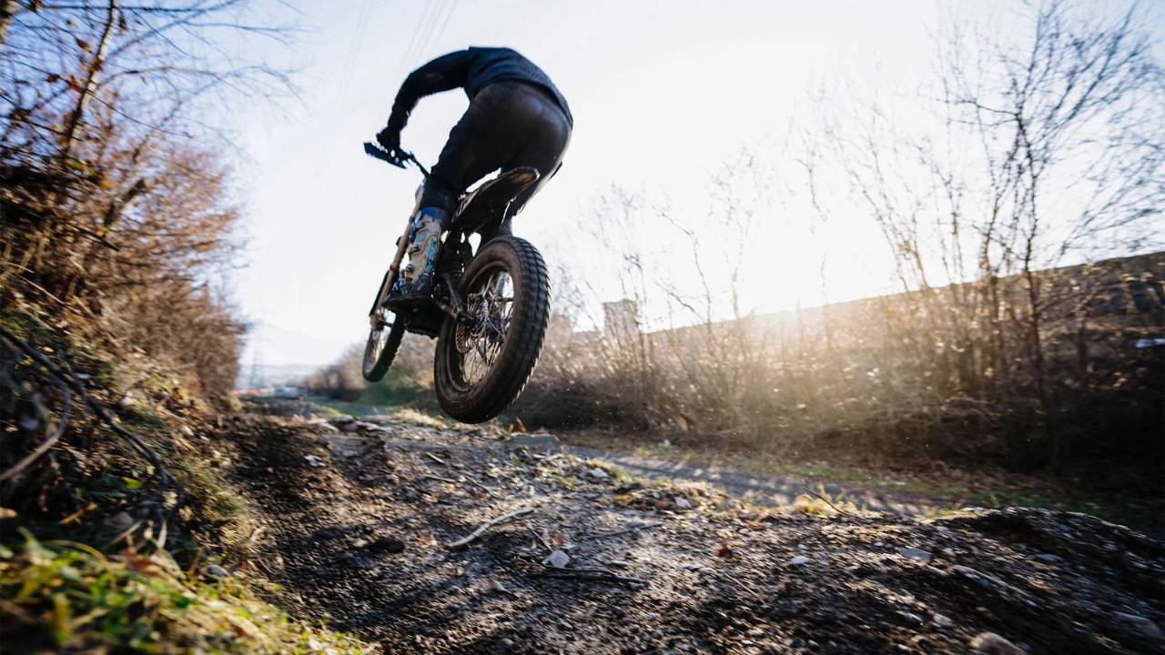 captainelectro.com | Jarv-E Electric Enduro Review: Graham Jarvis's 67hp Dirt Bike.