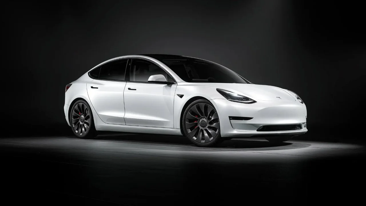 captainelectro.com | 2025 EV Fails: Top 10 Recalls & Software Disasters Explained.