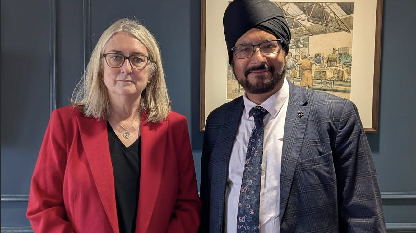 Warinder Juss MP meeting the Minister for Skills, Jacqui Smith