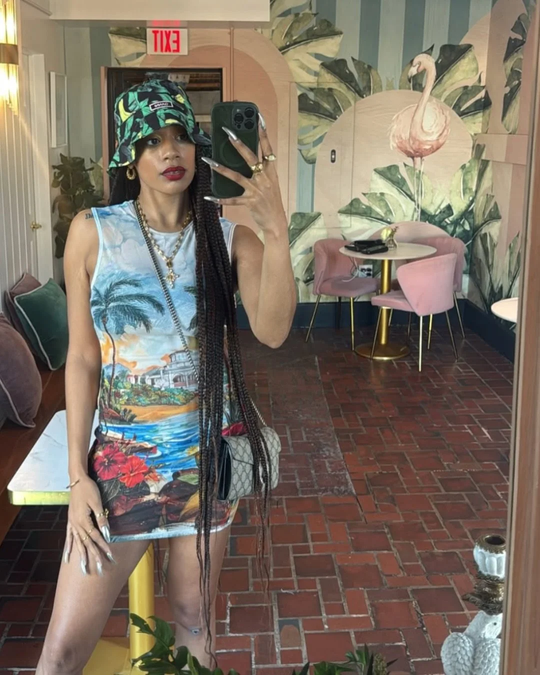 Another day, another day of bad ass BAWSES. This time featuring some of the ladies of the @buyblkbyblk fam. 🫶🏾