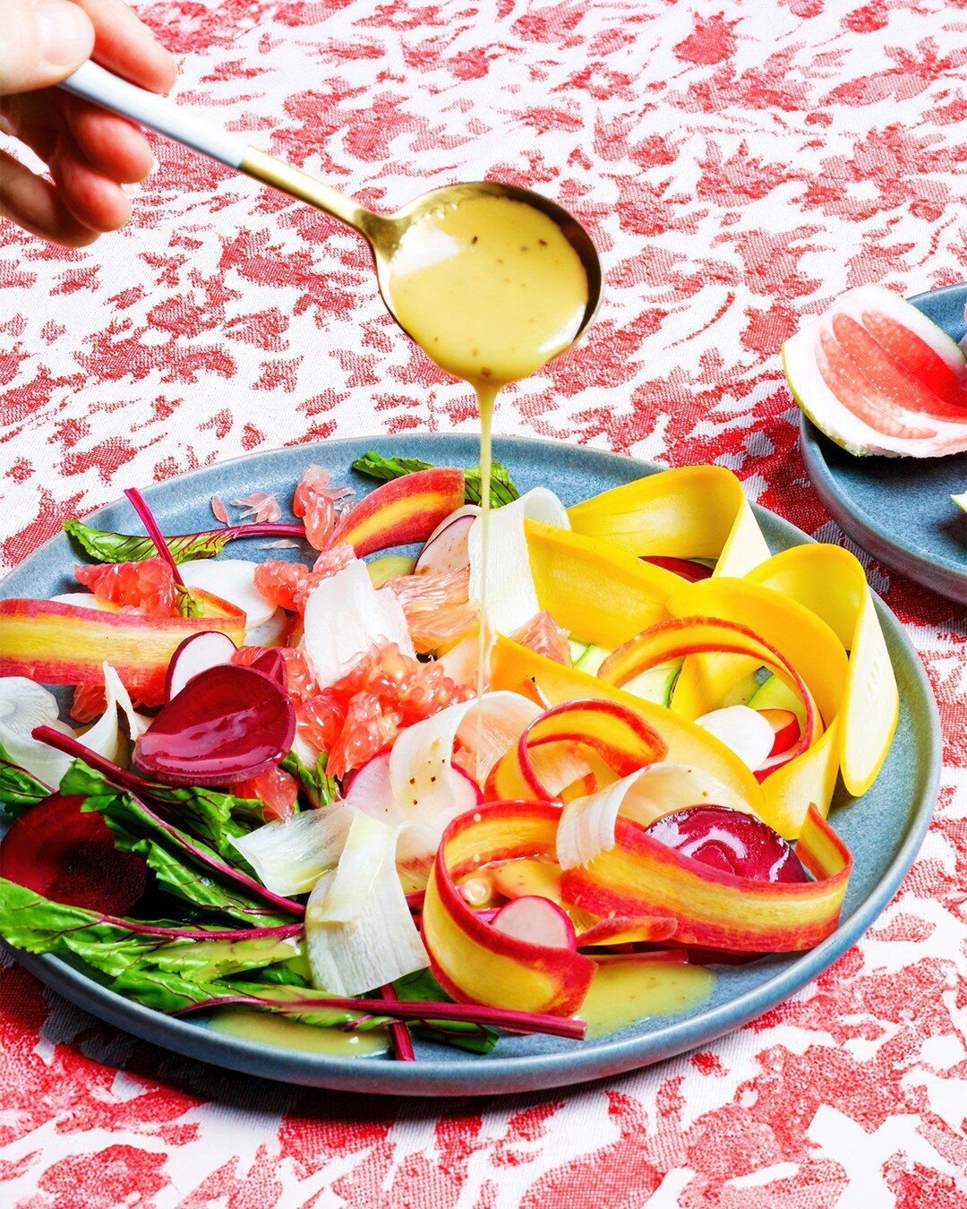 When we say we want a salad, this is the salad we want 😍

Photography:  @mrhugofilipe @mrsergioroque @21mgmt.toronto
Prop Styling:  @charlottemariecarson @judyinc
Food Stylist: @thezerowastekitchen @judyeatsinc