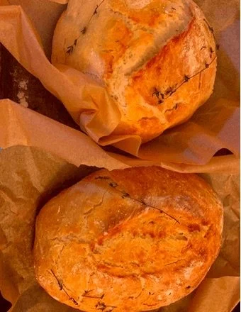 WHY IS SOURDOUGH BREAD HEALTHIER THAN REGULAR BREAD