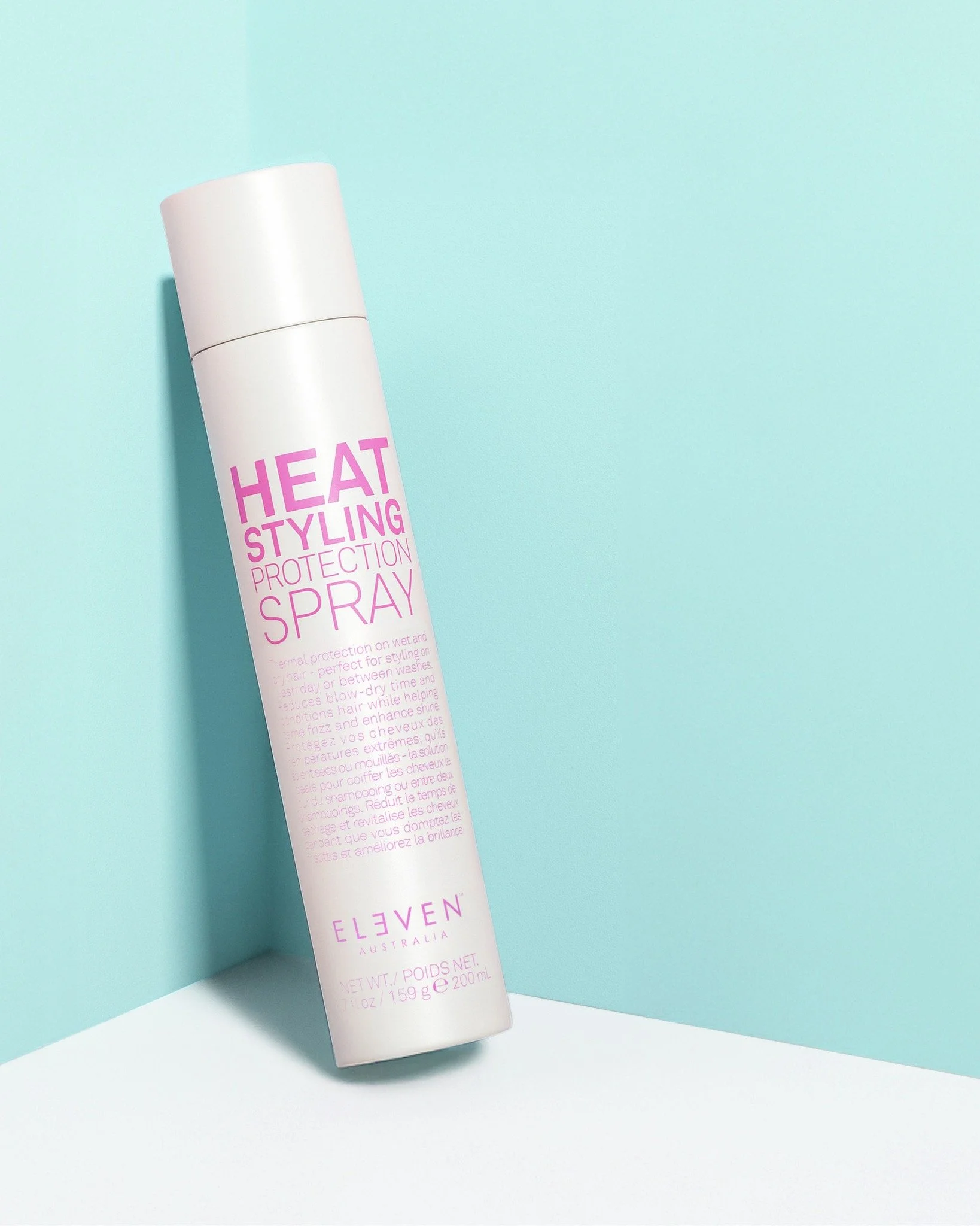 D&eacute; nieuwe must-have die jouw haar elke dag beschermt! 

3 manieren om onze HEAT STYLING PROTECTION SPRAY te gebruiken:
✨ Sneller f&ouml;hnen > spray op vochtig haar om de droogtijd te verkorten, pluis te verminderen en extra glans toe te vo
