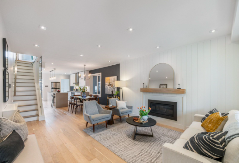 102 Nairn Ave (Co-listed w/ Jordan Rasberry)
3 Bed 4 Bath Detached Home
Corso-Italia