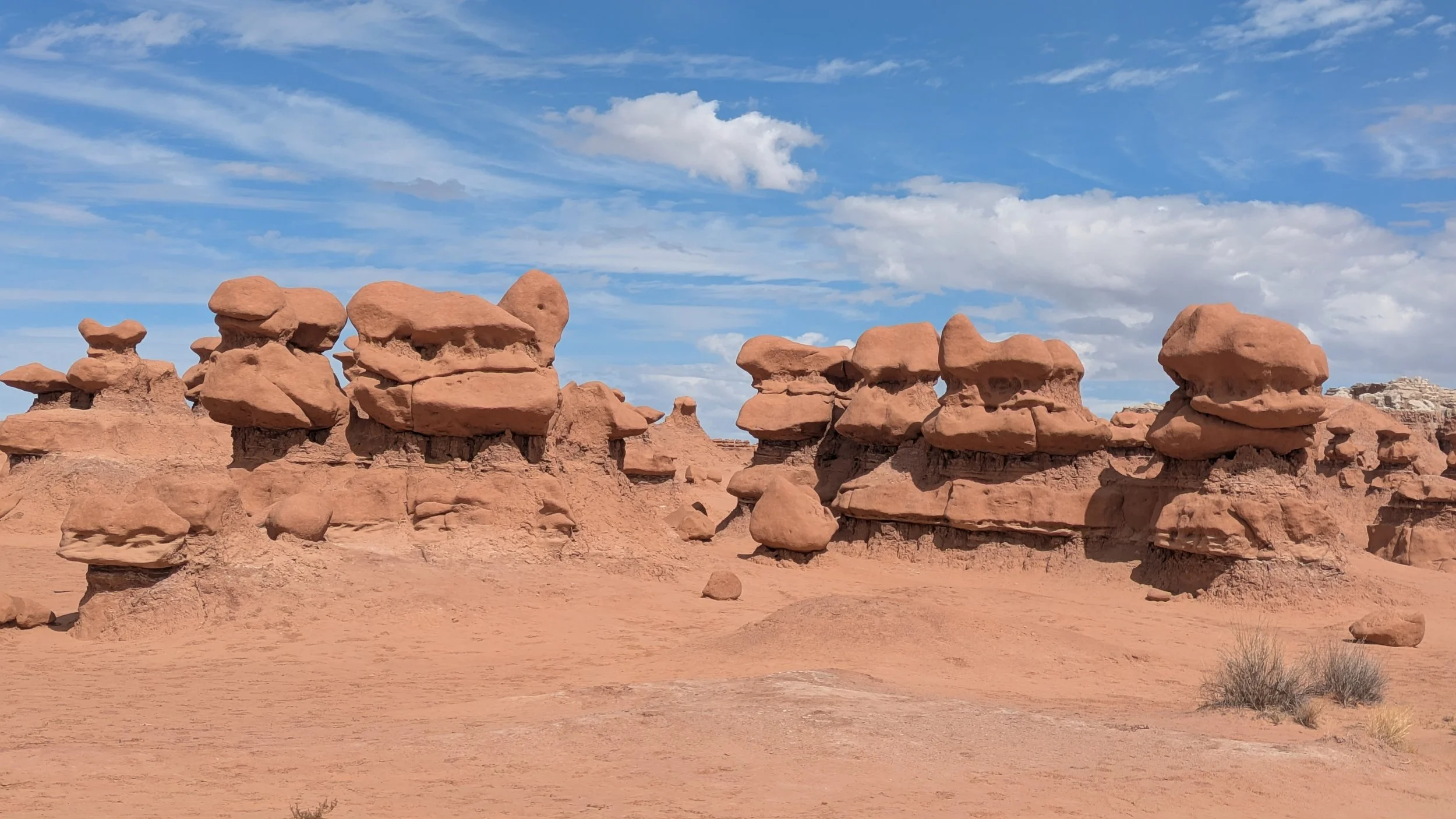 Where Wonder Shapes Story: How Utah’s Goblin Valley Inspires Writing and Art