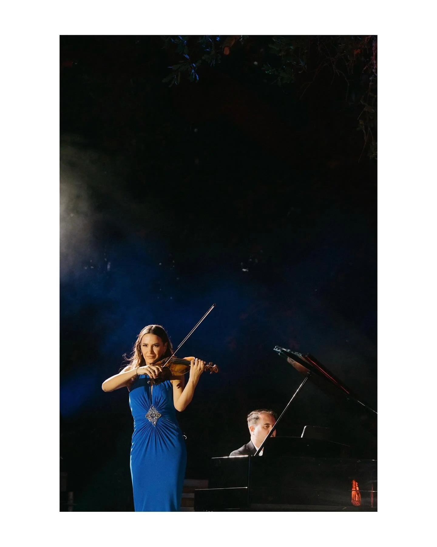 @rusandapanfili performing in Napa during the @andreabocelliofficial concert, June 20 2025. 

#violin #performance #andreabocelli #concert #charleskrugwinery #visitnapavalley #napaconcerts #frontrow #concertphotography