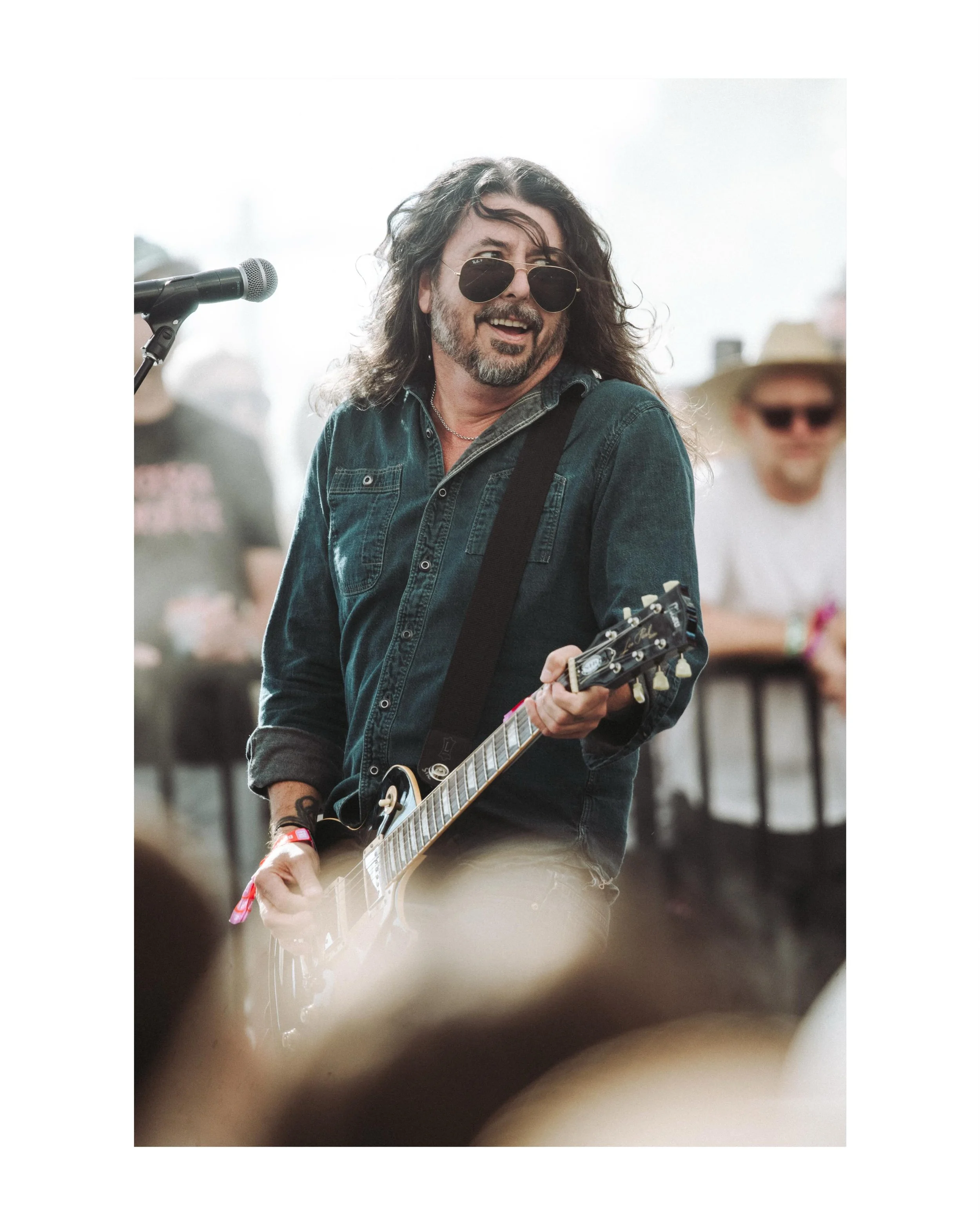 That one time Dave Grohl from the @foofighters sat in with @chevy_metal during their @bottlerocknapa set. 
&bull;
#bottlerock #davegrohl @shanehawkins445 #chevymetal #youhadtobethere #rockandroll