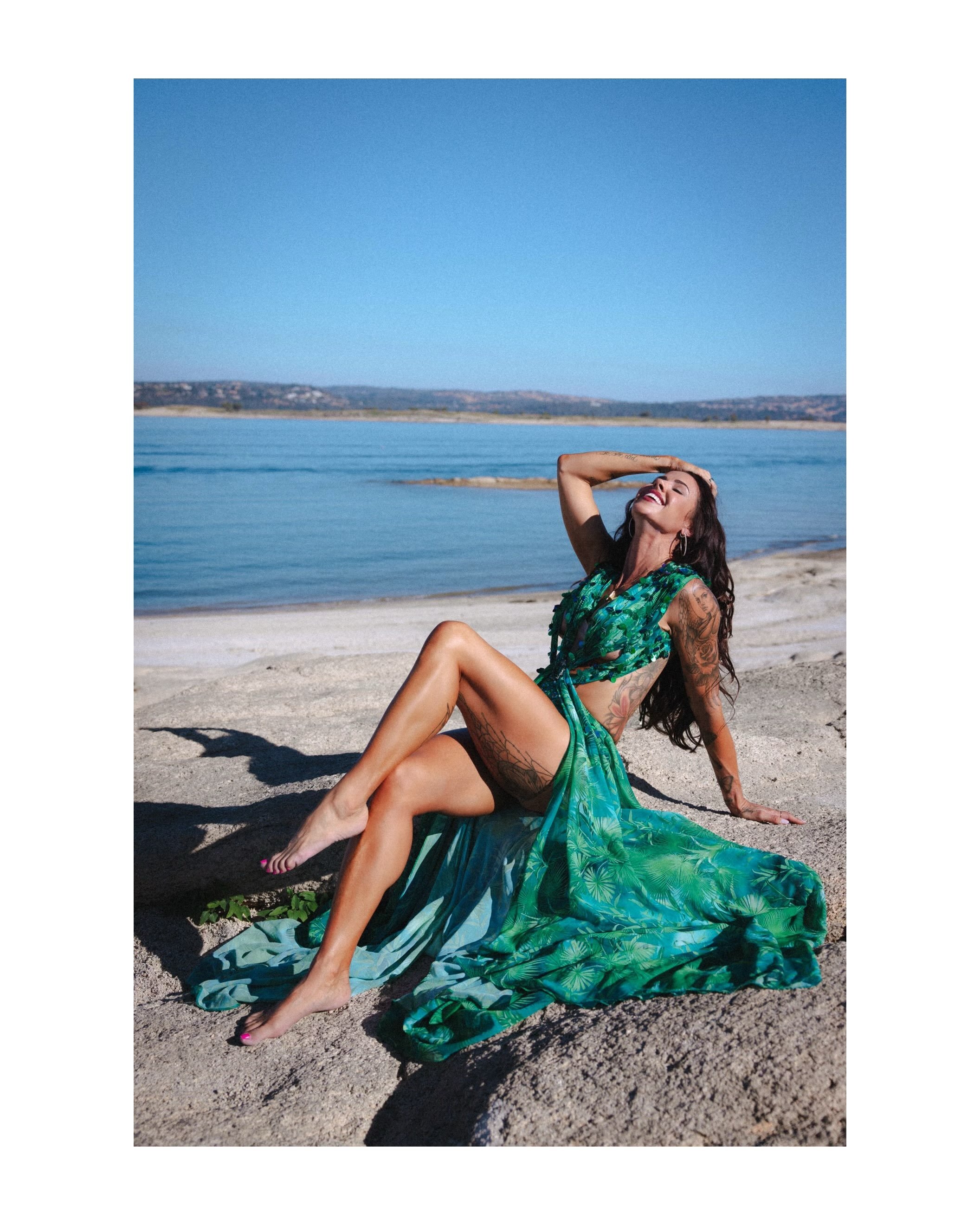 Making @kasscfitmama frolick around the beach in her @jlo dress at Folsom Lake. 
Hair and make up by @veronica.marshall.dvbeauty. 
Photos by @__nik__pics 
&bull;
#sacramentophotographer #folsomlake #editorialweddingphotographer #brandingphotography