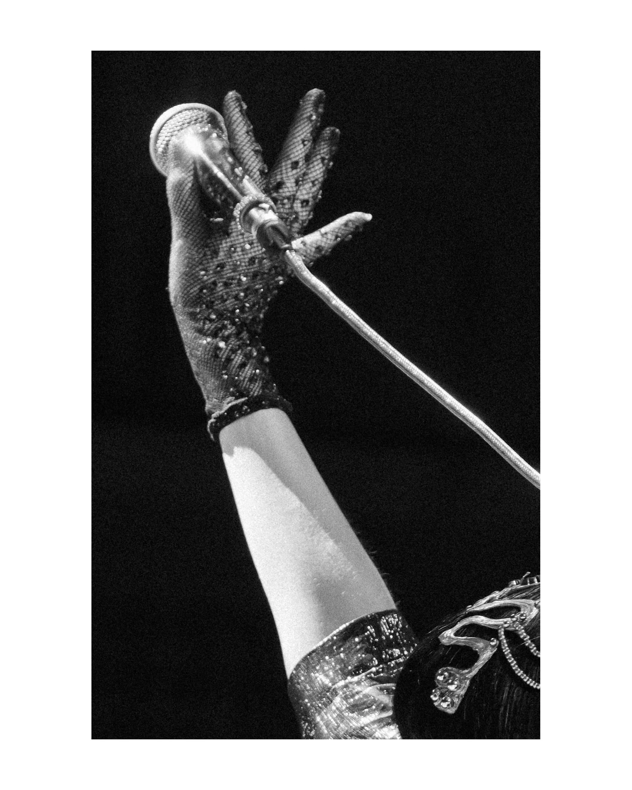 With the release of the @yeahyeahyeahs live album at Royal Albert Hall, thought I&rsquo;d share another gallery of my favorite images from photographing the shows in San Francisco and New York. Amazing memories from one of the first live shows I was 