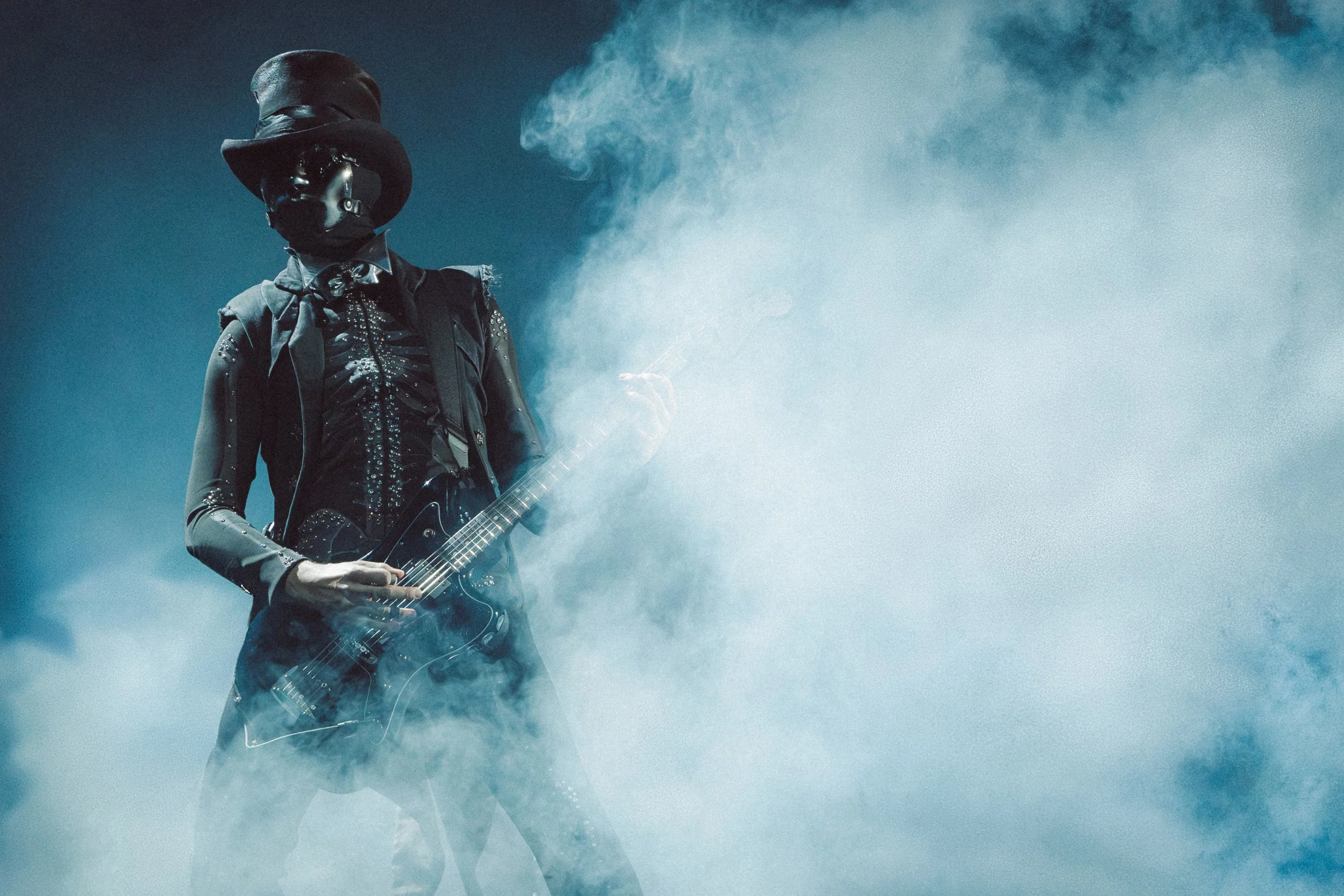 Sacramento concert photographer photos bay area LA shot front of house arena music live show professional