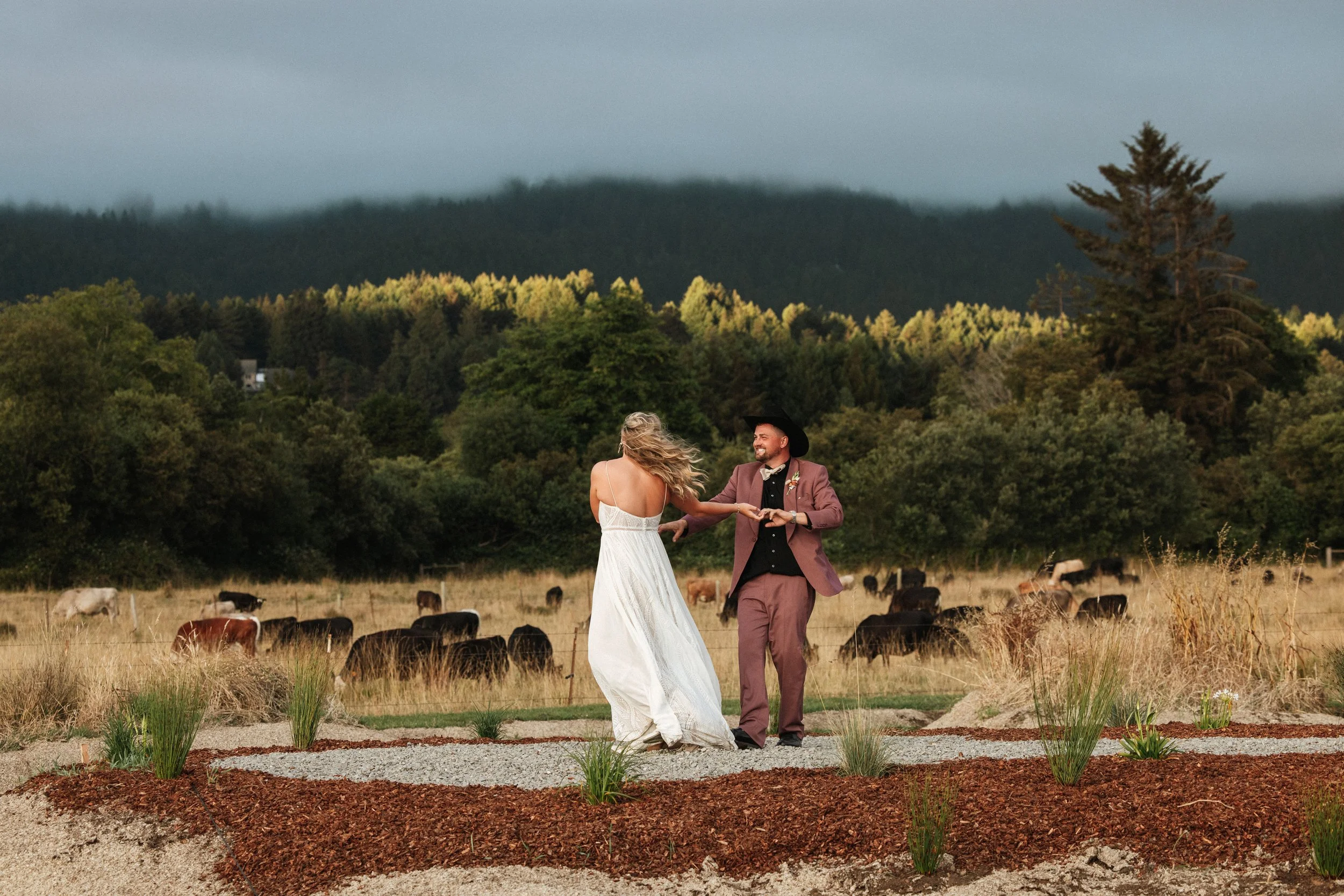 Sacramento wedding photographer private estate wedding western cowboy outdoor coastal candid