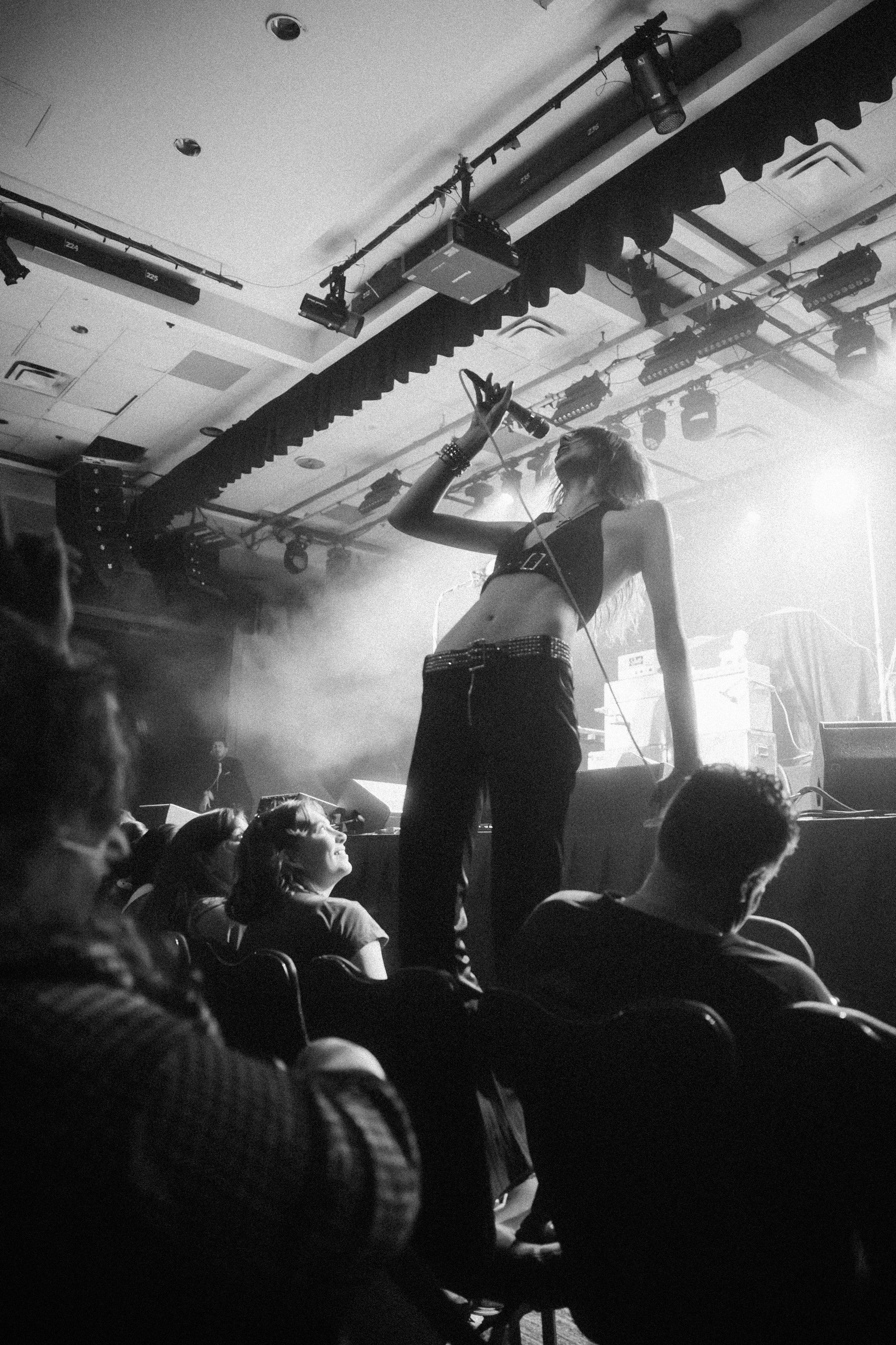 Arrow de Wilde, lead singer of Starcrawler, opening for Garbage Happy Endings tour at the Silver Legacy in Reno NV 10/26/2026 — by Concert Photographer Nicole Sepulveda