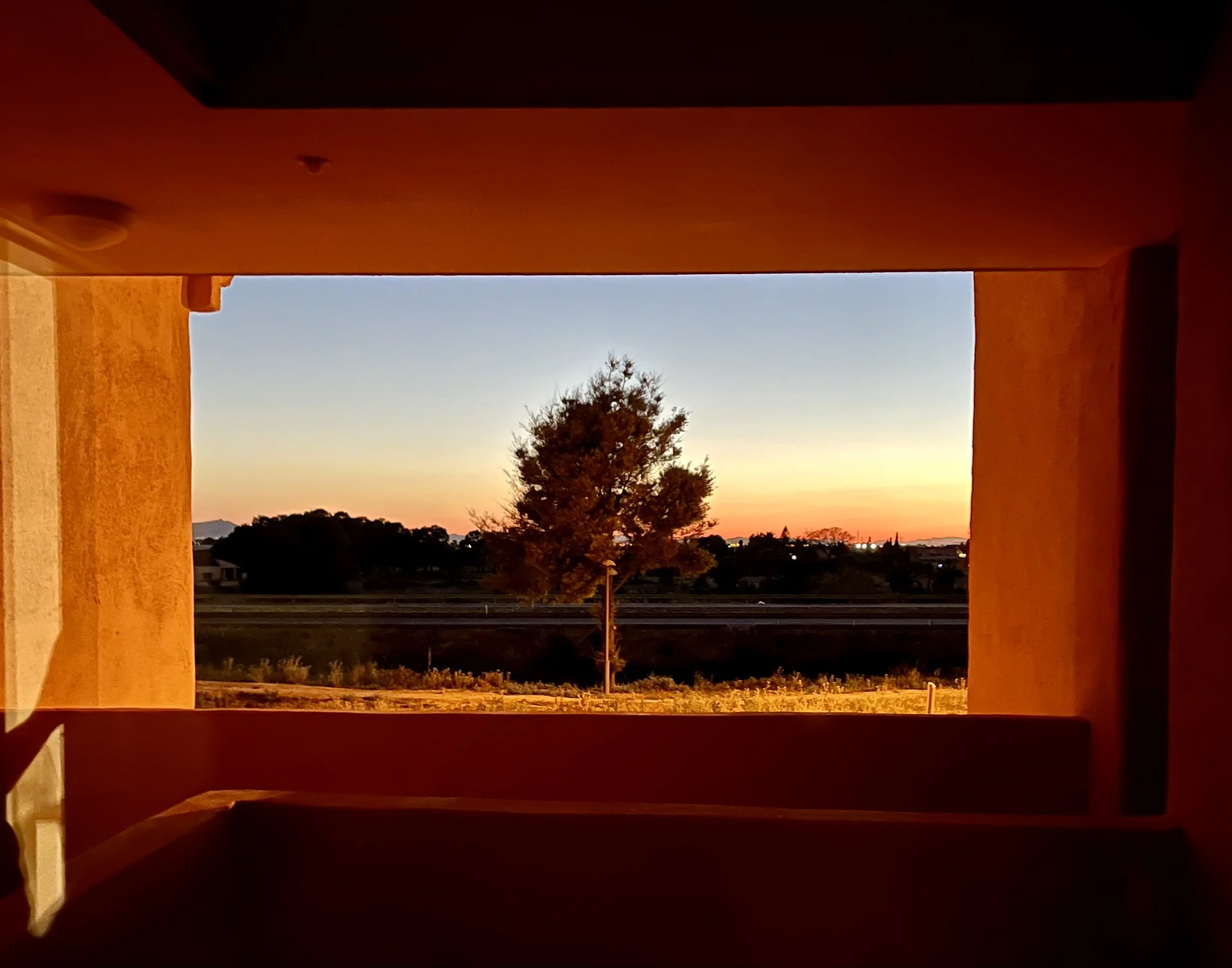 Sunset out front door.jpeg