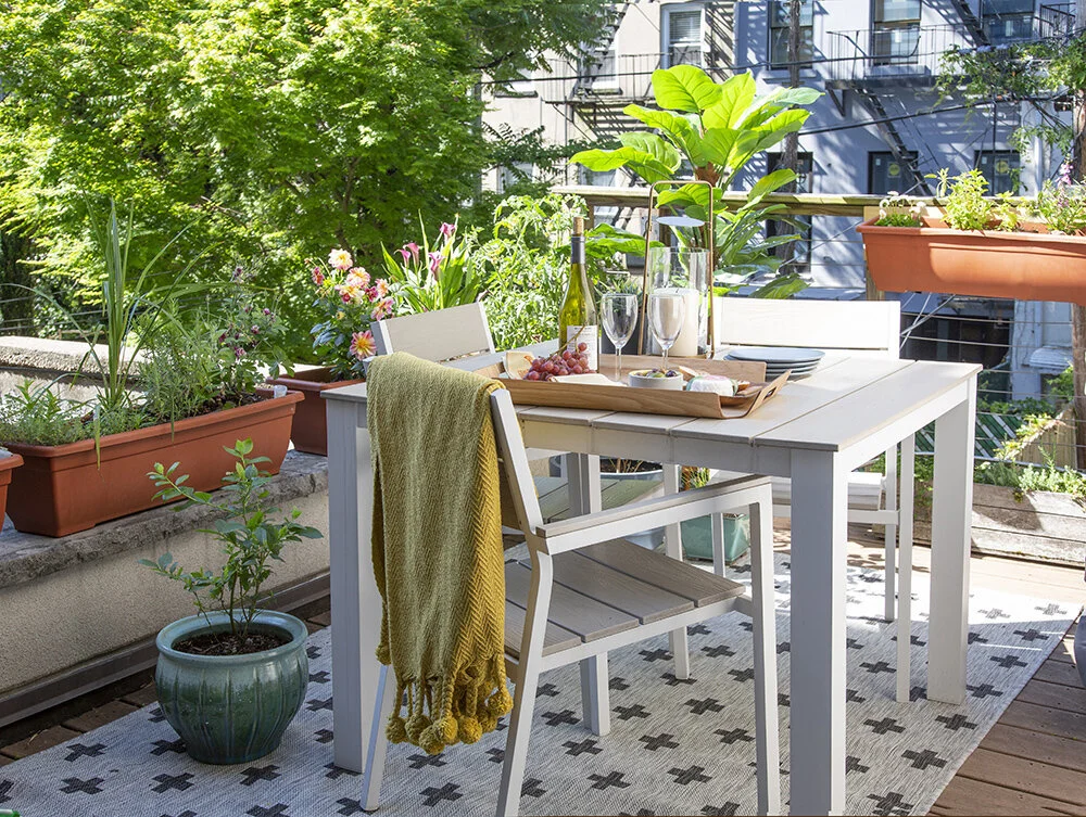 Small outdoor space? Create an oasis!