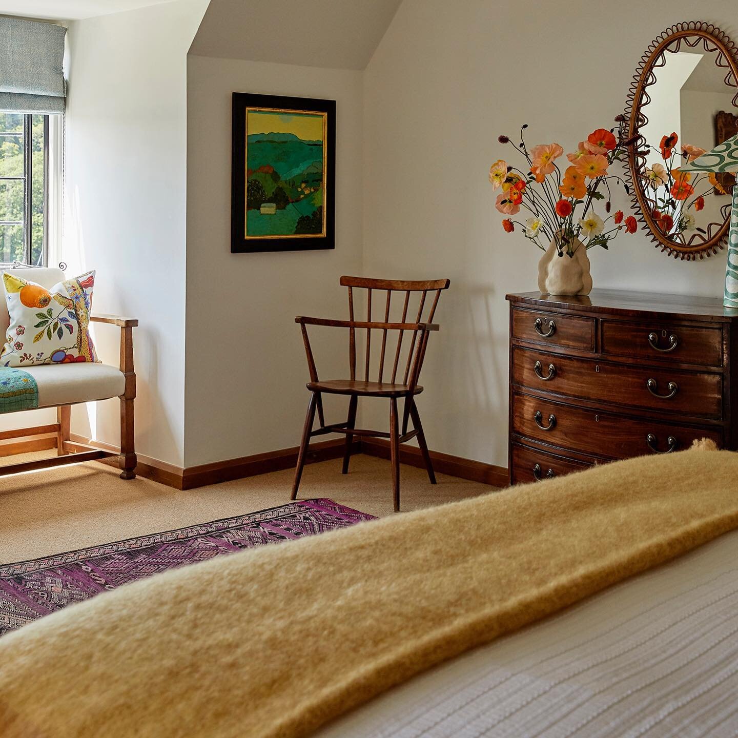 The master bedroom at our Portscatho project. Our clients pastoral teal and green painting was the starting point for this room 🎨 

📸 @brookeharwood 

#interiordesigncornwall #interiorscornwall #coastaldecor #portscathoholidays #cornishinteriors #a