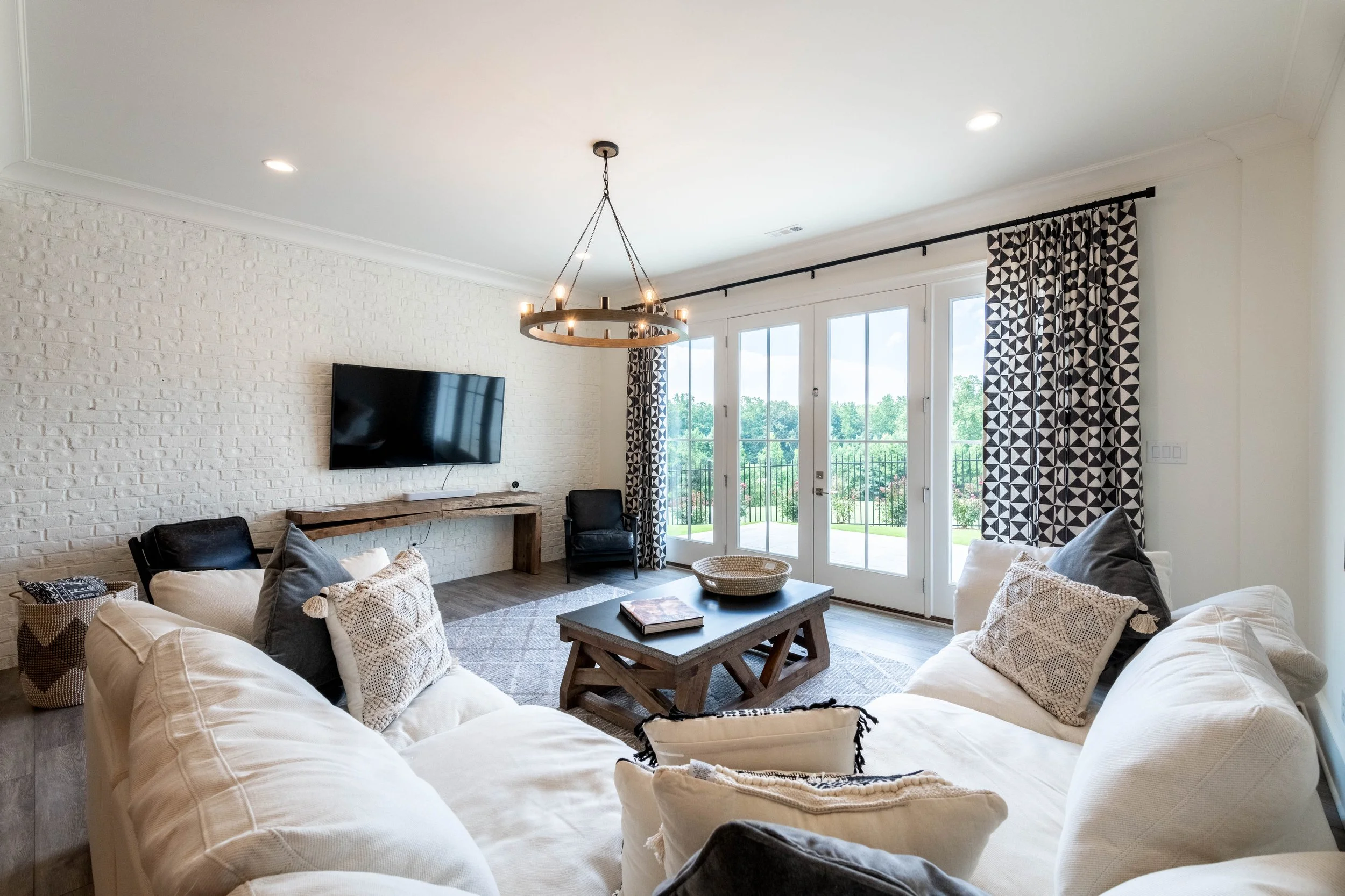 Santoro model home-74.jpeg