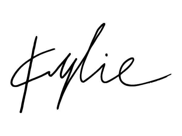 Klyie Minogue Event Party