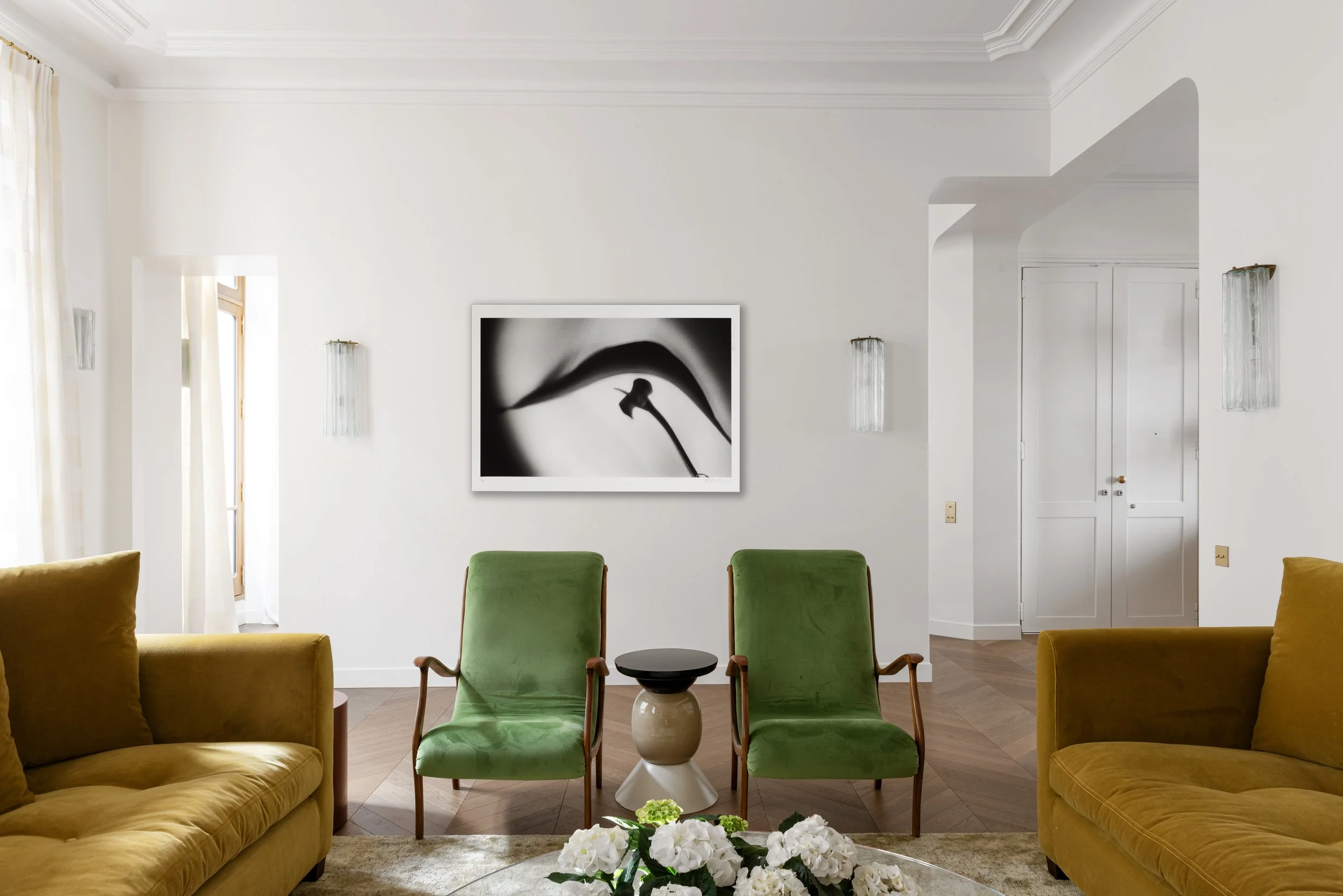 5- Paris Haussmannian building living room