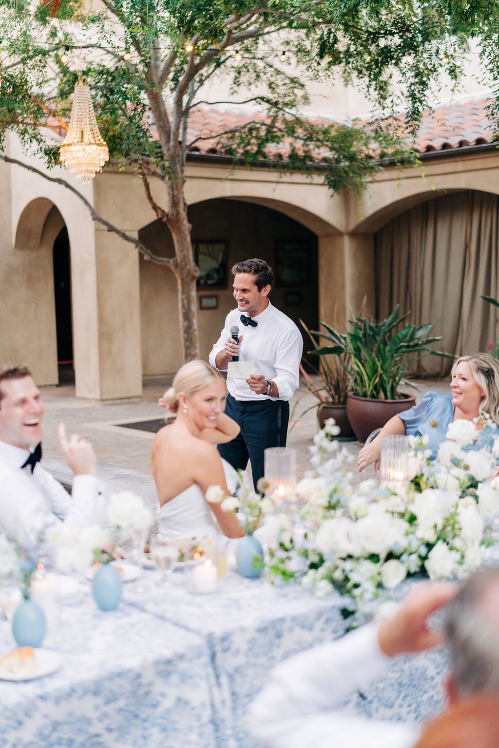 tuscan-wedding-at-serra-plaza-photographed-by-the-villar-photo-co, wedding-planning-by-bring-the-bubbly-events, florals-by-beautiful-savage-flowers