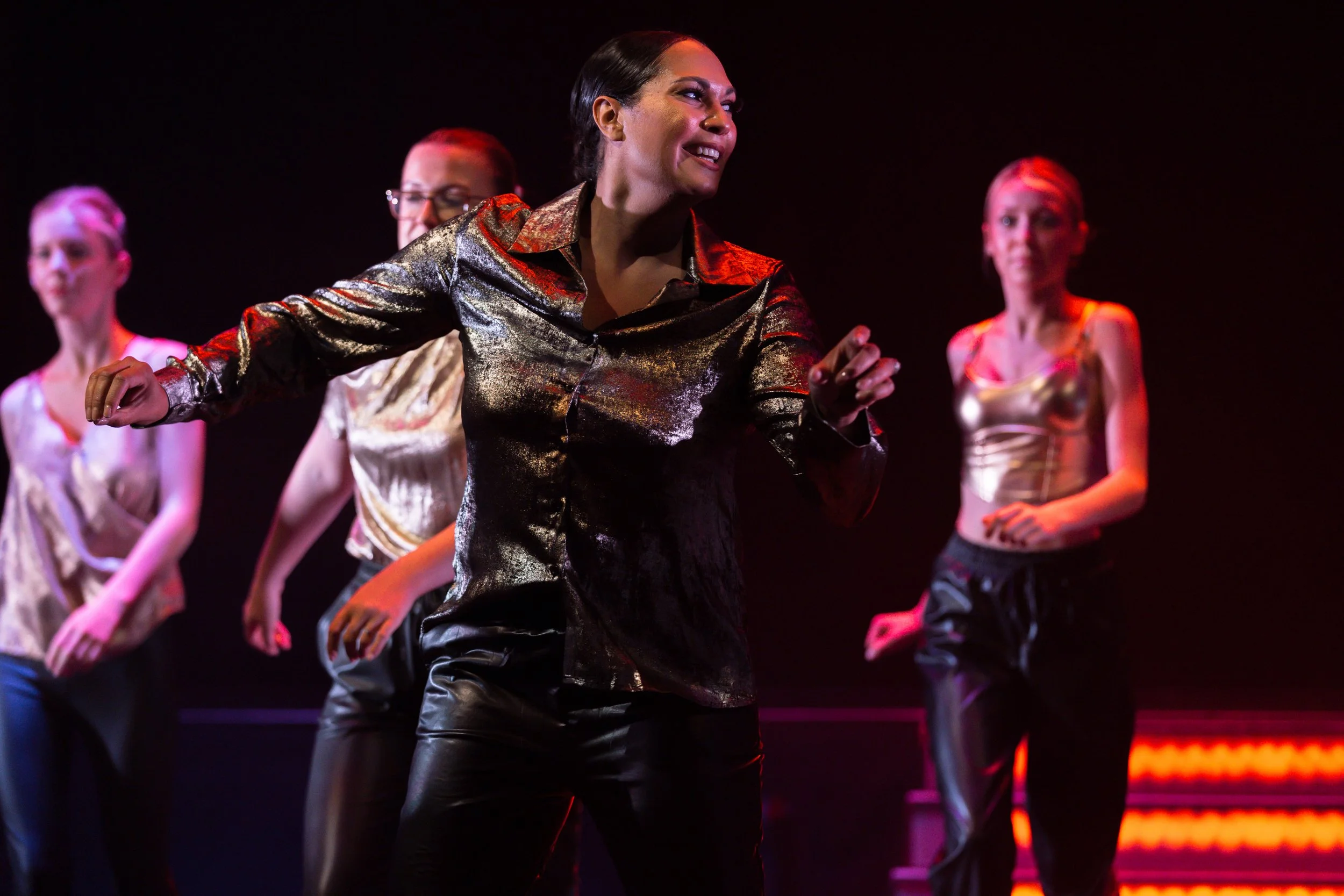 Melissa Veszi-Gawanas performing