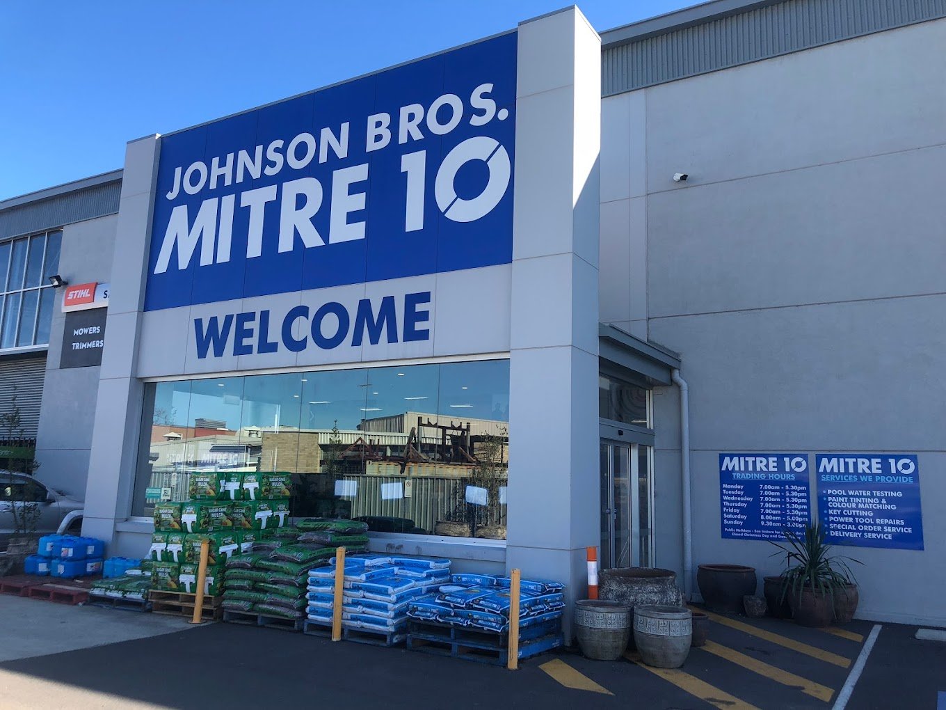 Johnson Brothers Mitre 10 Mona Vale — KOSNY.
