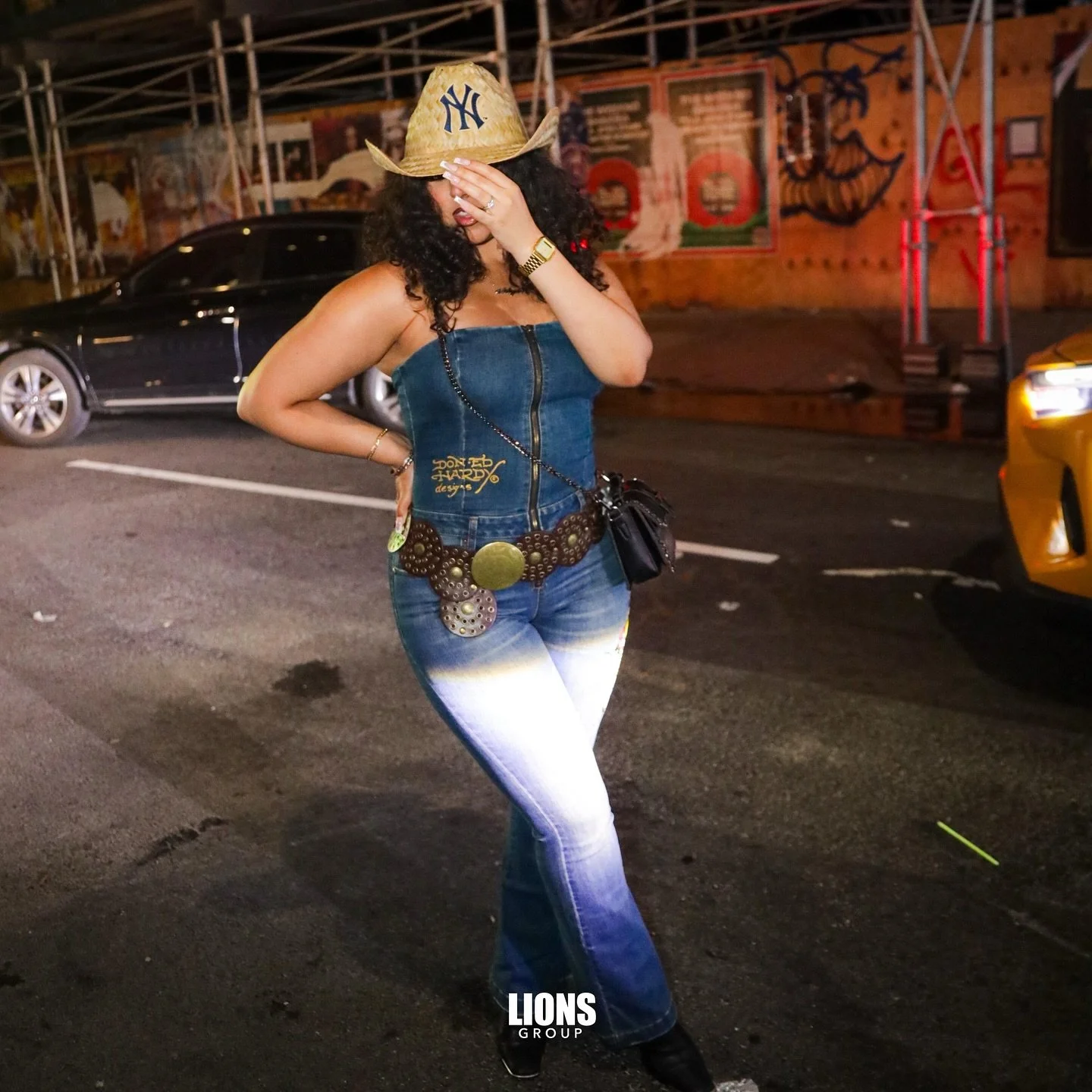 Girls just wanna have fun, swipe to see the night unfold 🤠
