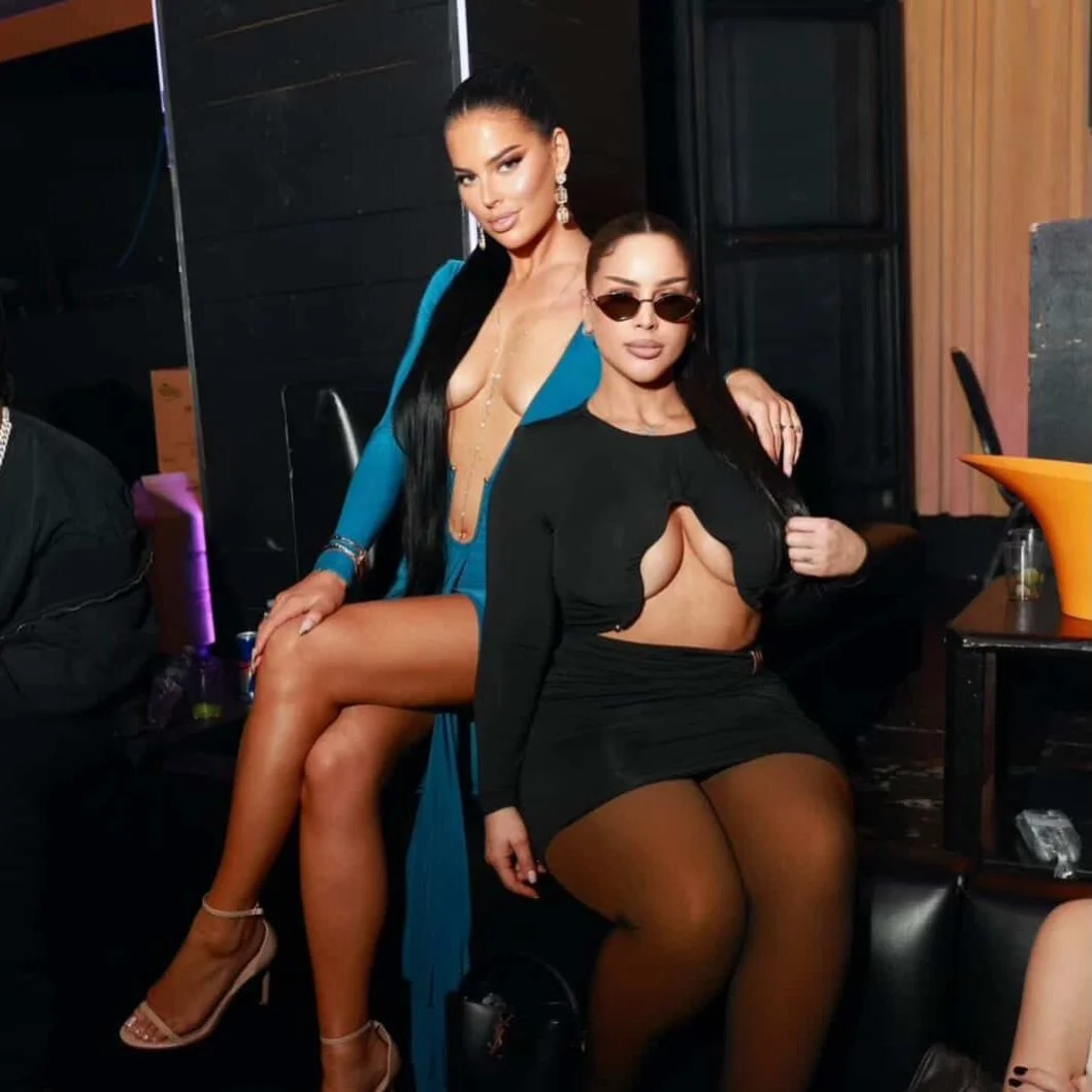 Meet us at Stafford Room. 🏙️💎