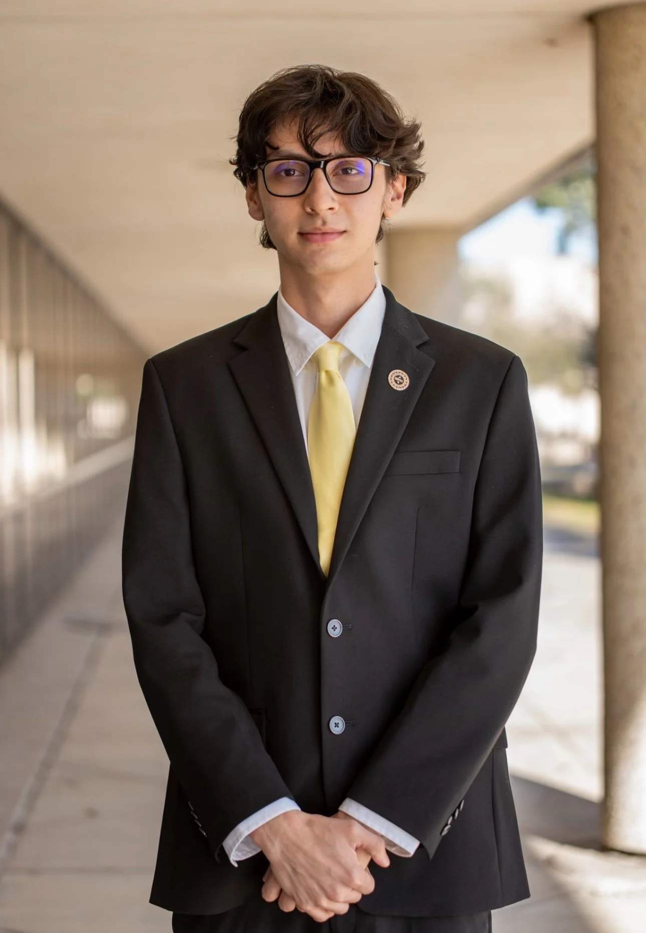 Oscar Marin Headshot.jpg