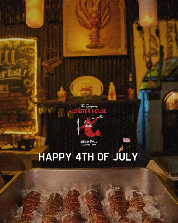 Happy 4th of July! 🇺🇸 Celebrate island-style with fresh lobster, great drinks, and good vibes!🦞🍹🎶
@theoriginallobsterhouse 

#cozumel #cozumelmexico #cozumelisland #islacozumel #restaurants #bestrestaurants #lobster #lobstertails #lobsterlover #