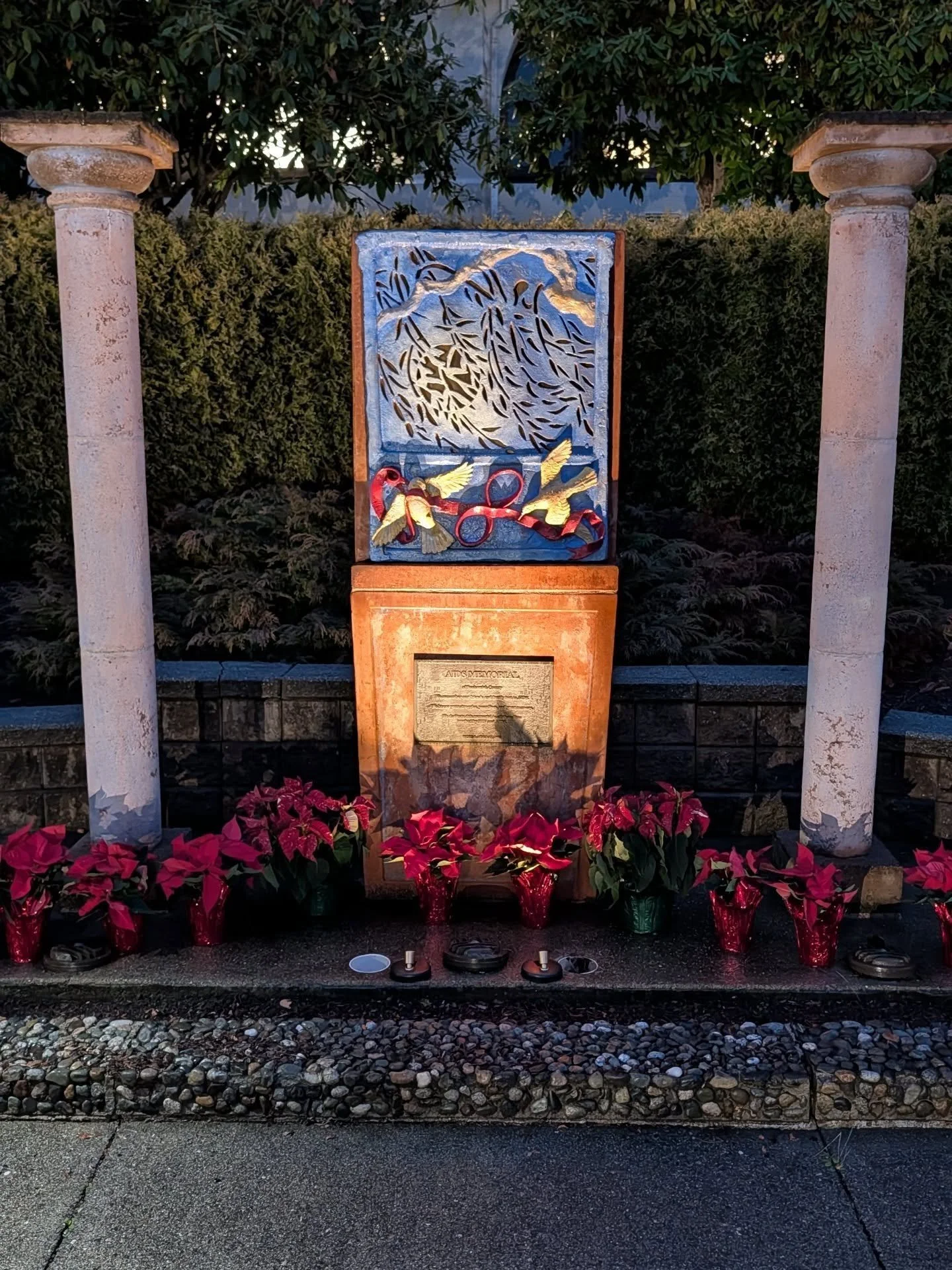 Thank you to @snohd, AIDS Project Snohomish County, and Snohomish County Executive Dave Somers for joining us in celebrating World AIDS Day.

The refurbished memorial on the county campus goes to show the care our community has for those affected by 