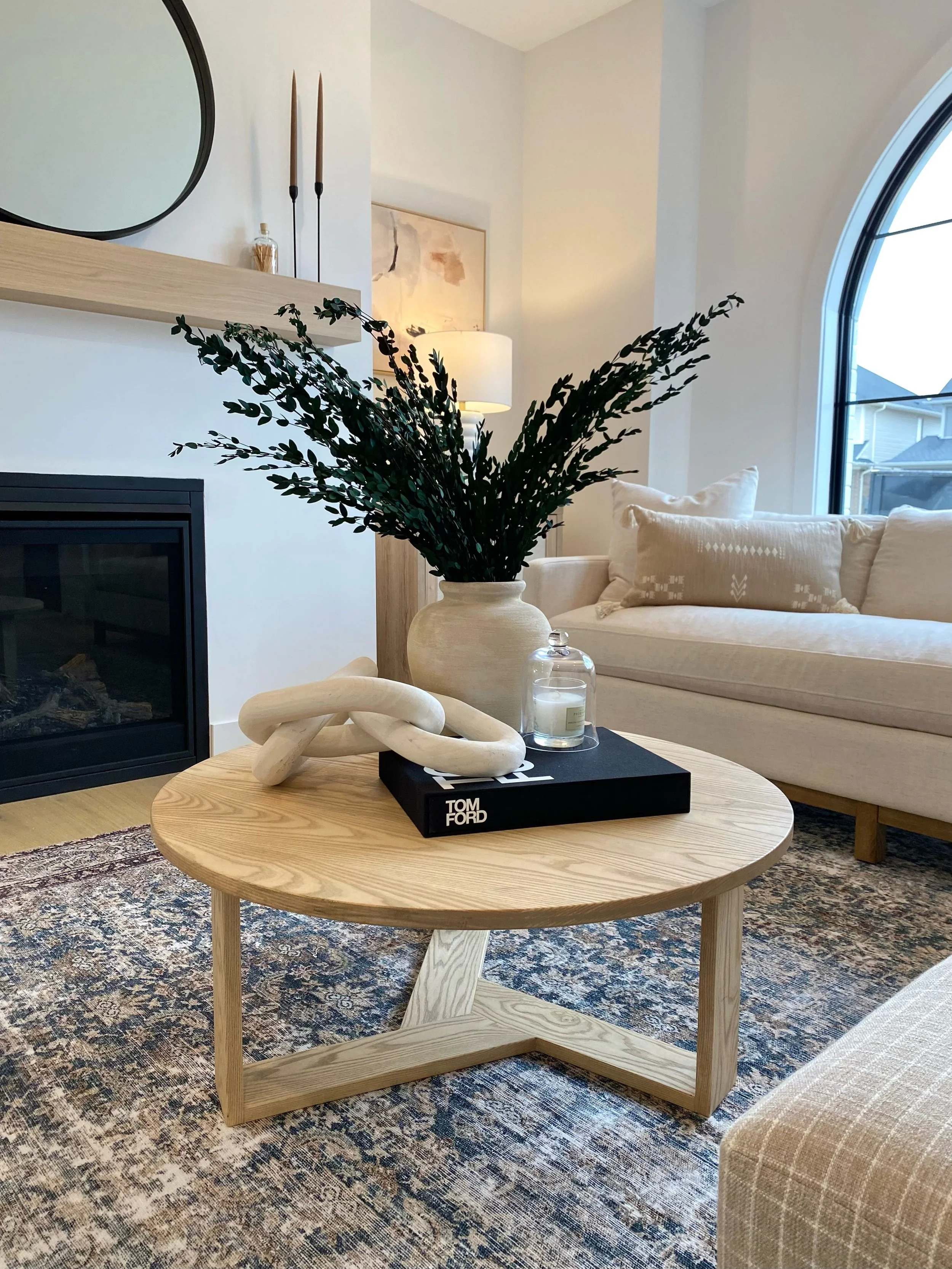 How to Style a Coffee Table Like a Designer 