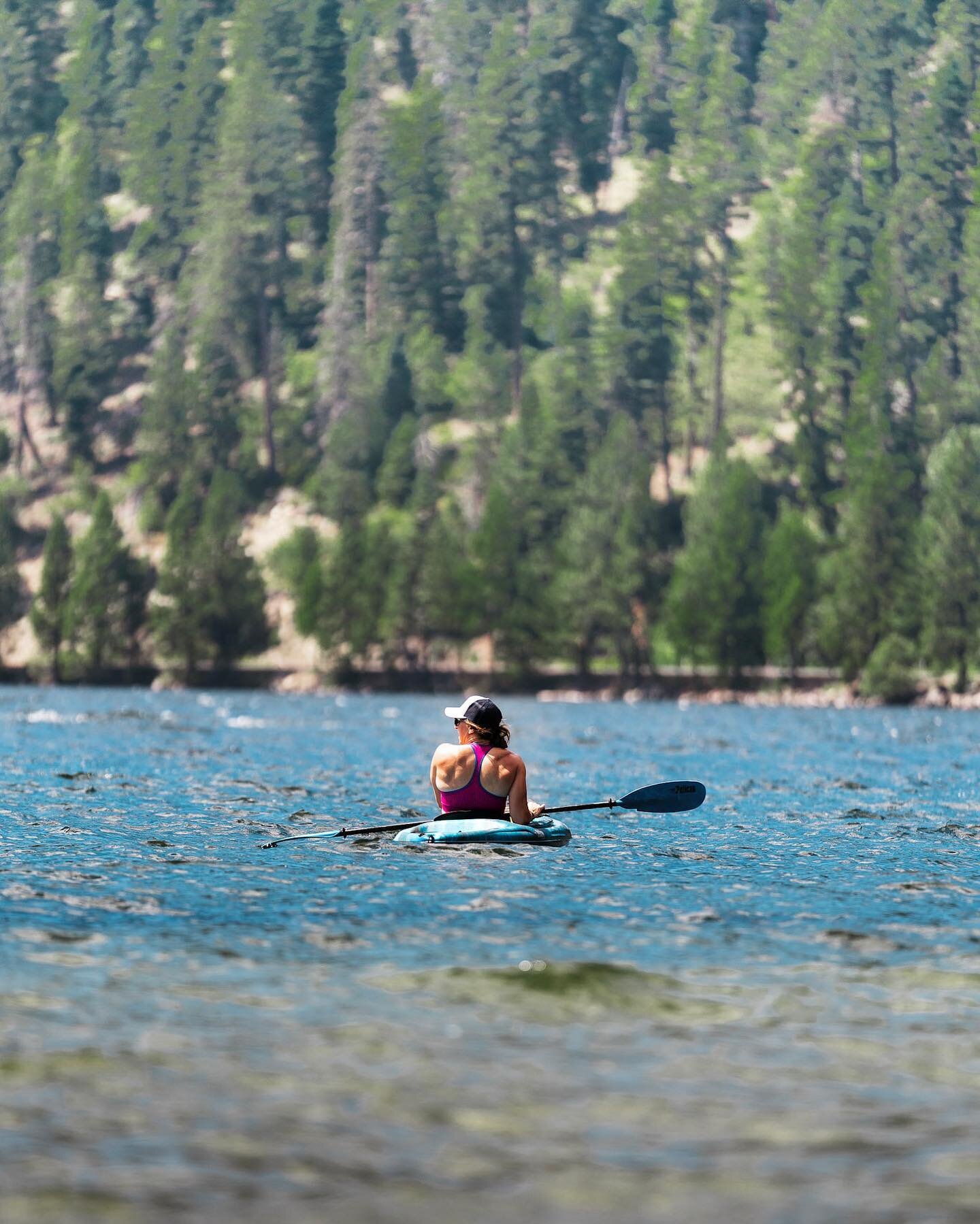 Adventure Monday! 

Who&rsquo;s ready to kayak? 🙋&zwj;♀️Did you know that we have complimentary kayaks for you to use when you stay with us? ☀️
&bull;
&bull;
#scandiainn #visitmccall #mccallidaho #mccall #visitidaho #adventuremonday #lakevibes #idah
