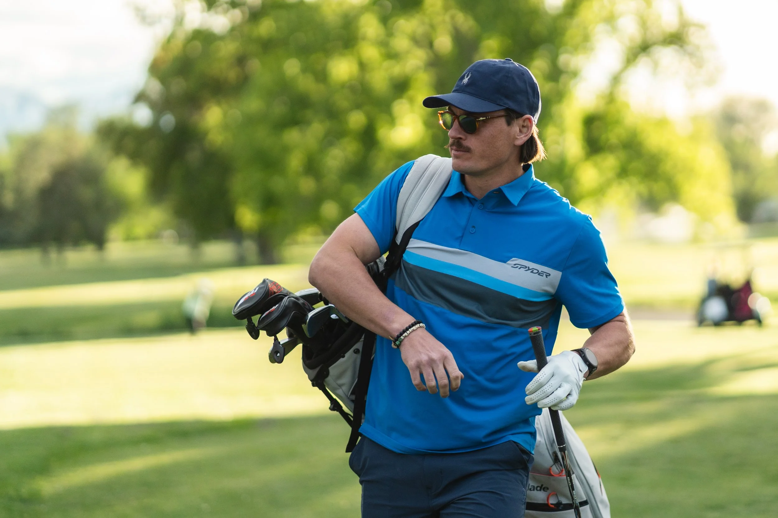 BUG DAD HAT_38D551404_LINKS POLO_38A011501_NOMAD_38A091410-6.jpg