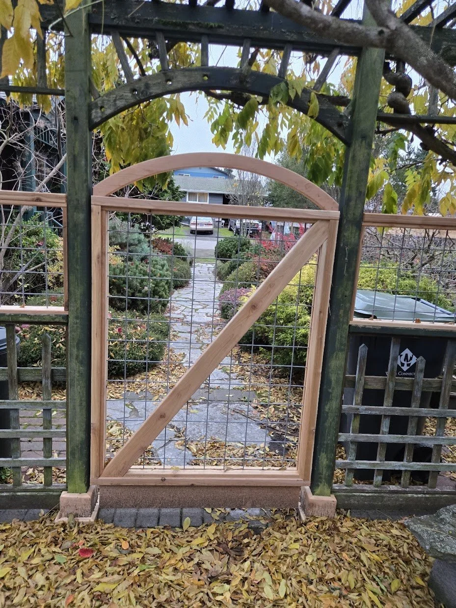 Fence gate.jpg