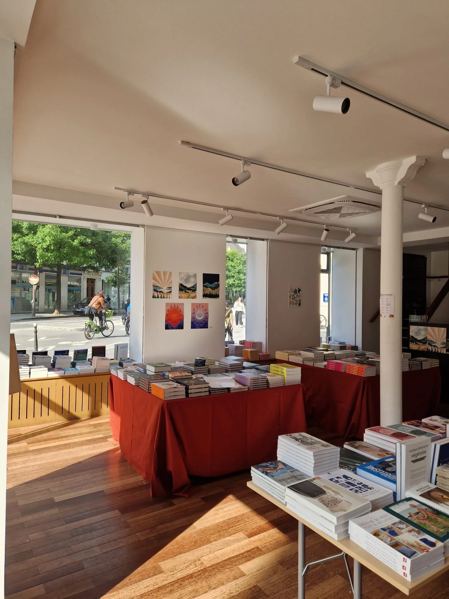 WhatsApp Image 2024-06-06 à 17.56.27_0184fc3f.jpg