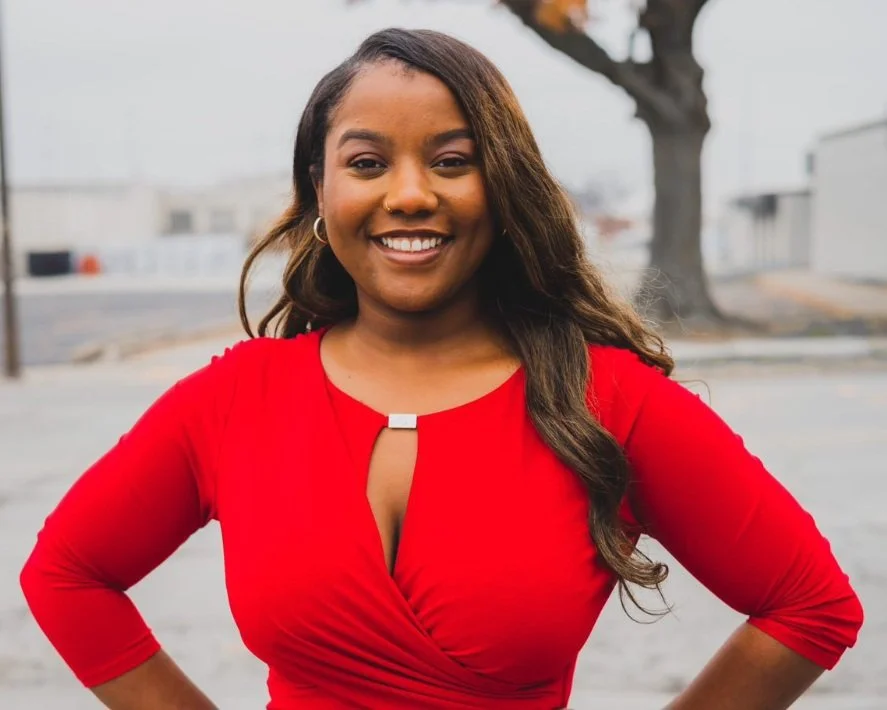 Episode 21: Creating a social life without alcohol with Ryann Cooke