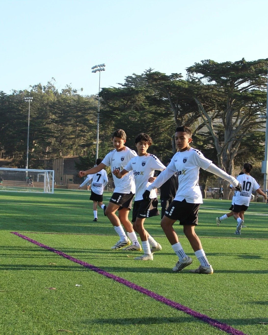 Snapshots of Coach Alonso's Diablo Valley FC 07/08NPL and 011NPL! We ARE Wolves! #runwiththepack #diablovalleywolves

📸 @flickiesbyamber2.0