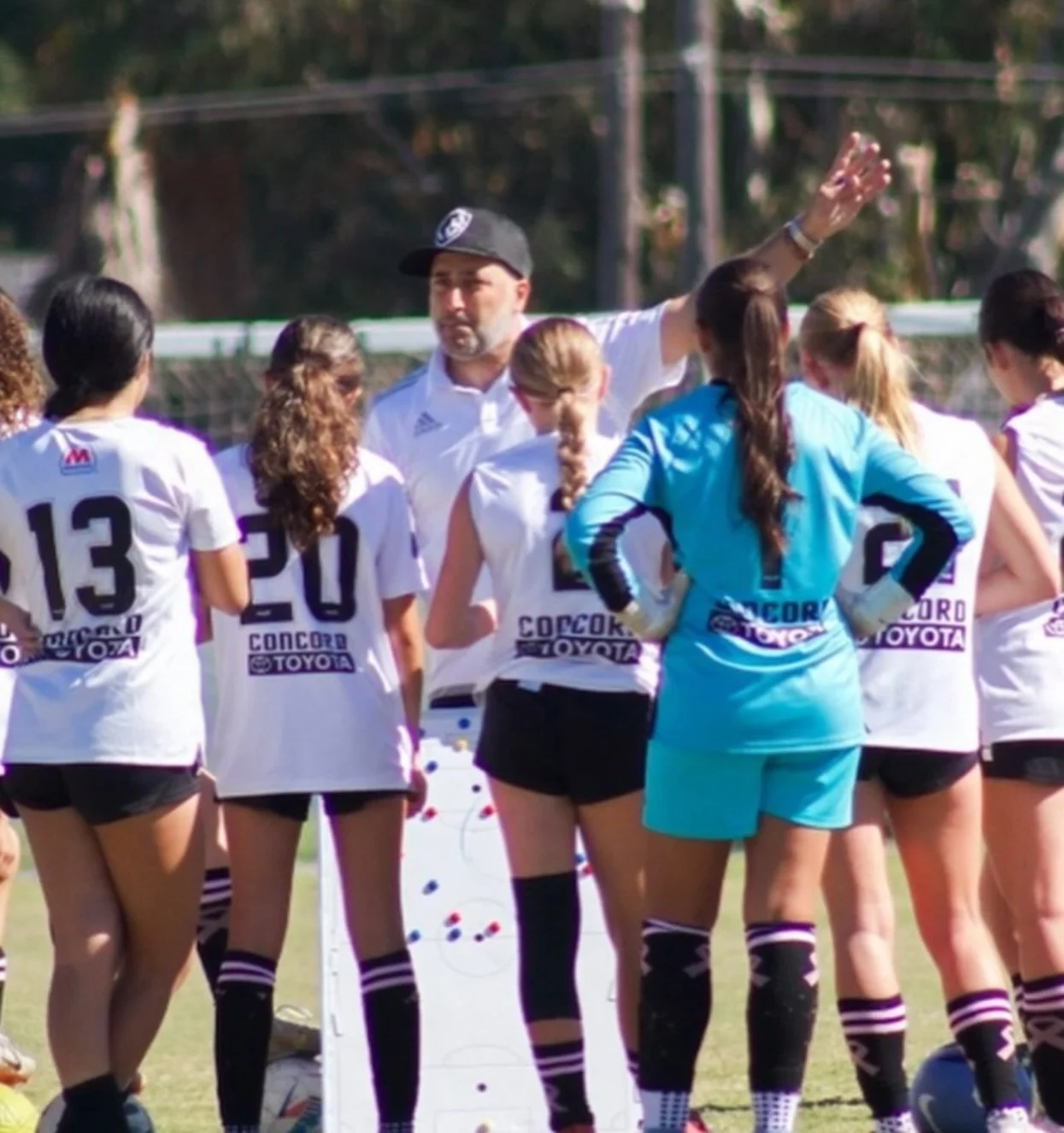 🙋🏽🙋🏻&zwj;♀️Who is READY for Spring season? #imready #letsgo #wearewolves