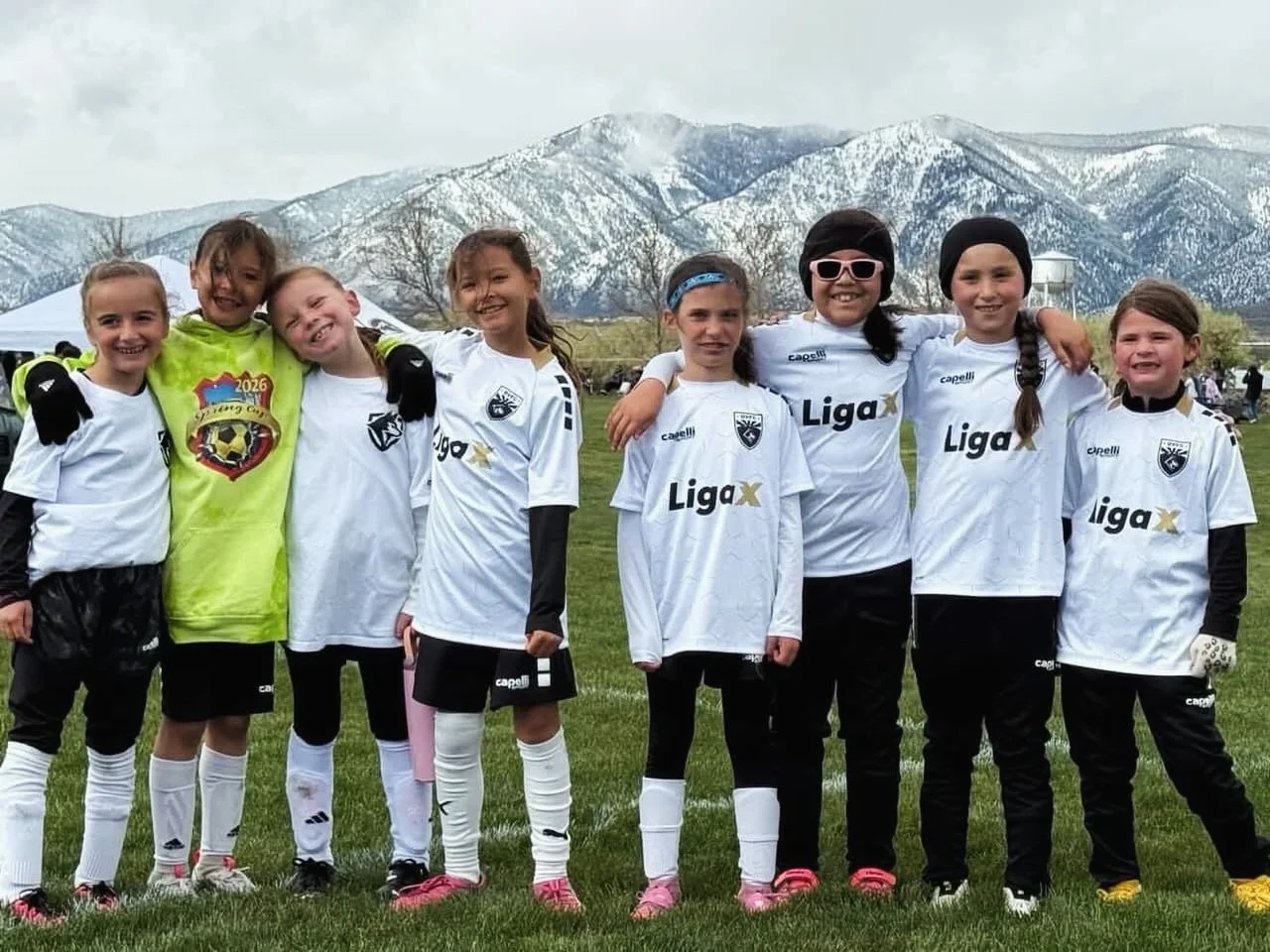 Happy Monday from Coach Wayne&rsquo;s 2017G Black Lady Wolves! This weekend the girls played in the 2026 Reno Spring Cup. #dvfc #runwiththepack #ladywolved