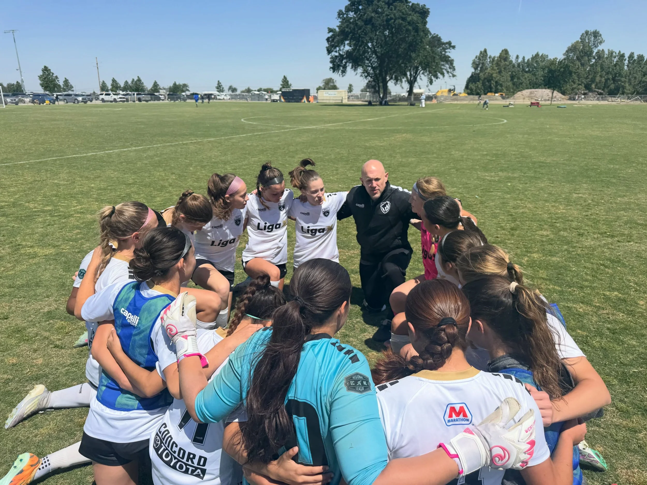 Last game of the season and for some of our Seniors, last game with DVFC for our 07/08 ECNL-RL team. Thank you Coach Bishop, thank you to our lady wolves for a great season together! 🫶#alwaysawolf #dvfc