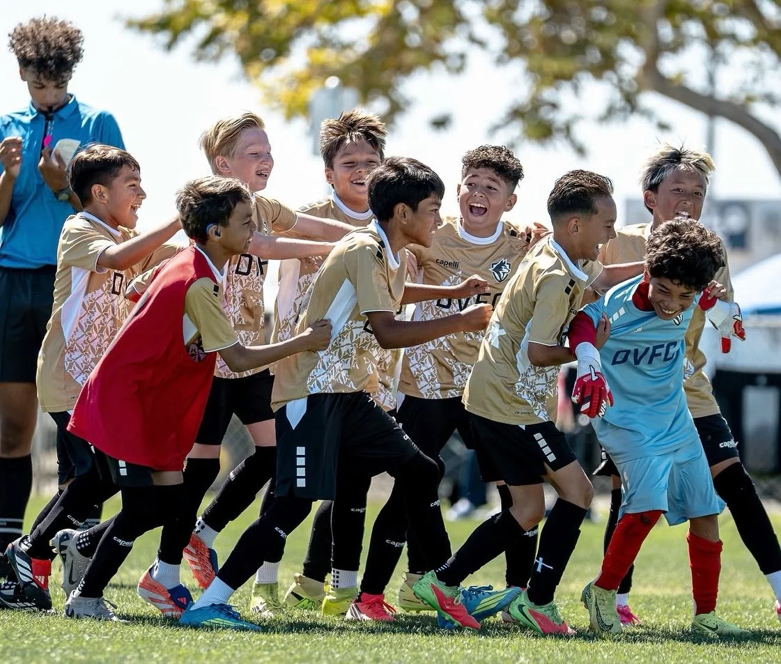 What a weekend for our Diablo Valley Wolves 2015 Pre-ECNL boys!

These ballers are Davis Labor Day Super Cup CHAMPIONS! After a hard-fought championship match that came down to PKs, our Wolves stepped up and pulled out the win!

So proud of this grou