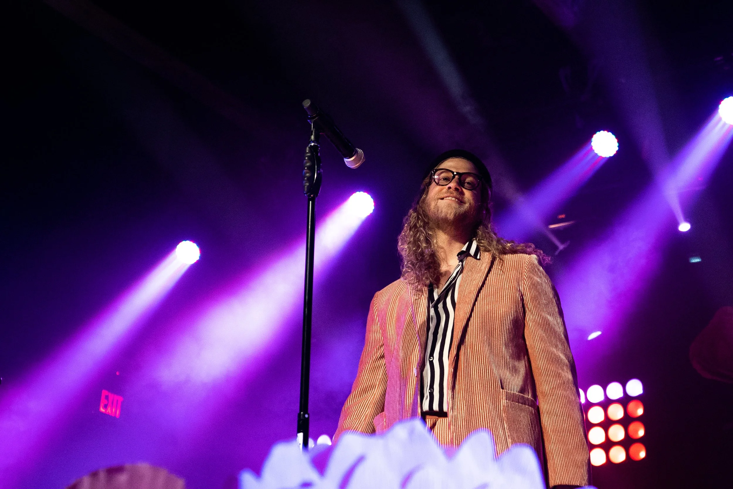 Allen Stone Close-1-3.jpg