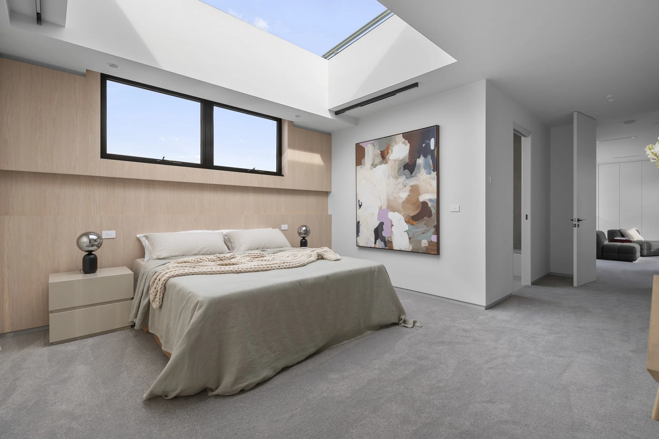 Caulfield South Luxury Master Bedroom