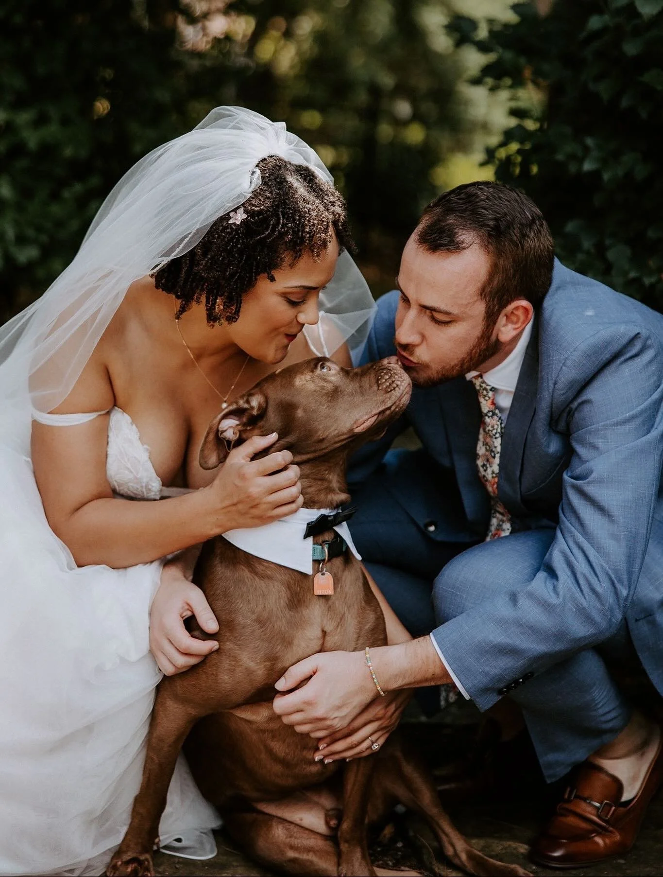 The cutest little backyard wedding with Jurnee &amp; Daniel ☀️

#indianapoliswedding #indianapolisweddingphotographer #indianaweddingphotographer #indyweddingphotographer #muncieweddingphotographer