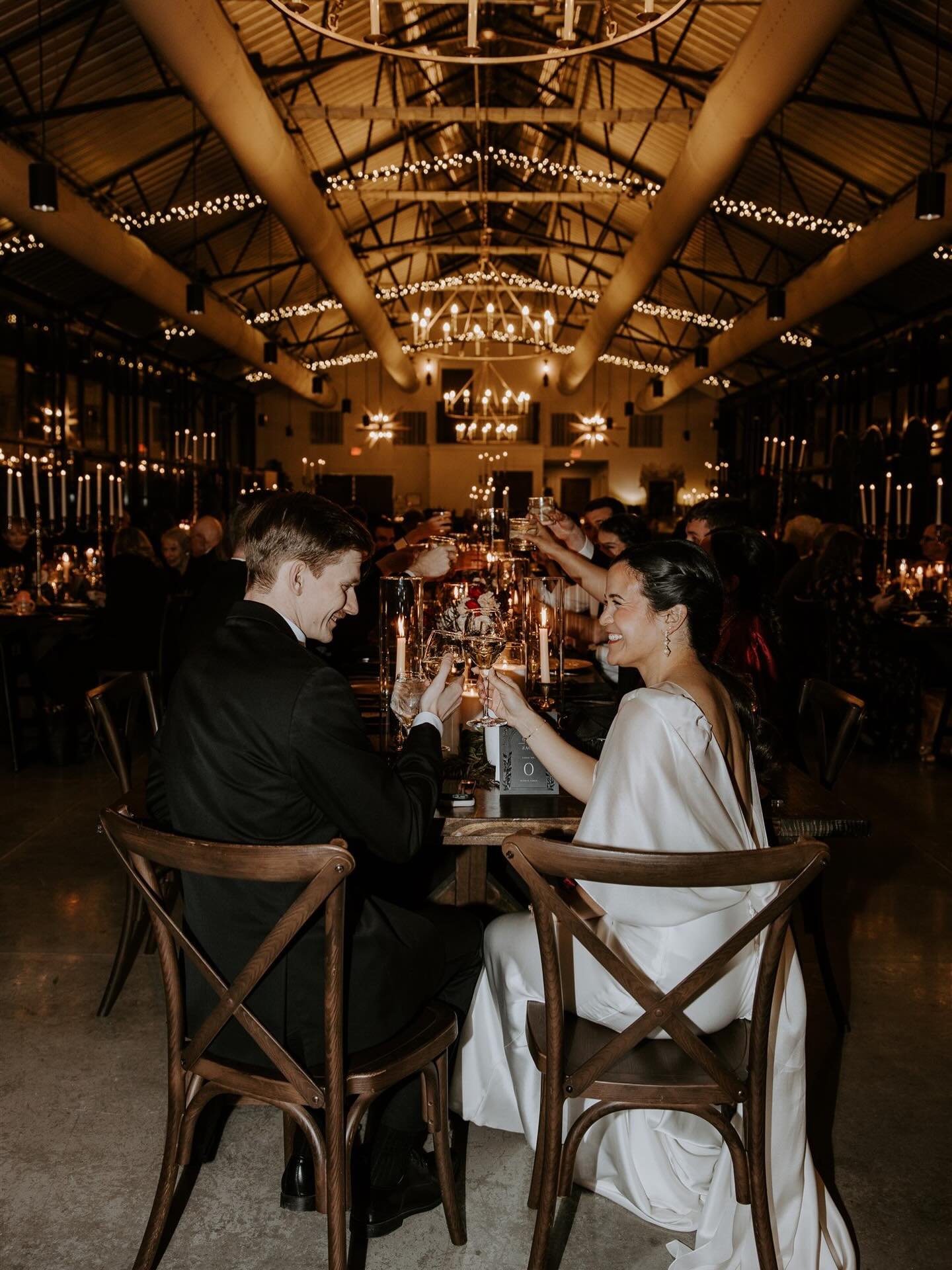 Started off the 2026 wedding season celebrating Dewi + Zach at the Conservatory at Evergreen 🥂

#indianapolisweddingphotographer #indianaweddingphotographer #indyweddingphotographer #indianapoliswedding 

Coordination: @eventsbykennedy 
Venue: @cons