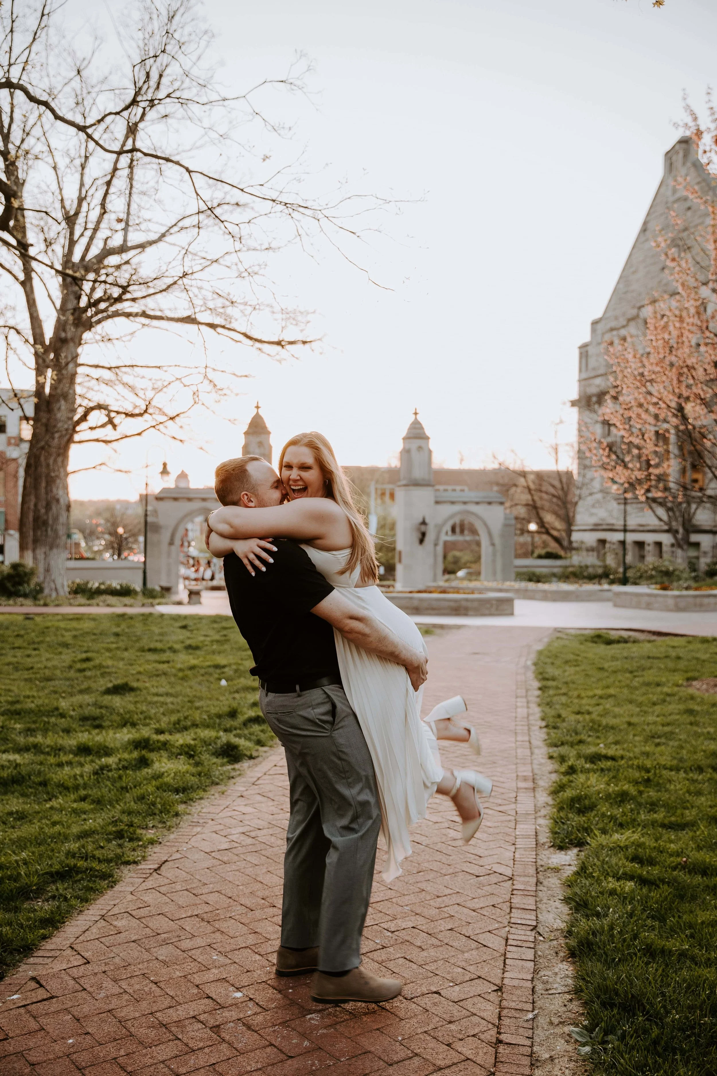 DENNY-ENGAGEMENT-REAGANLYNNPHOTOGRAPHY-BLOOMINGTON-35.jpg