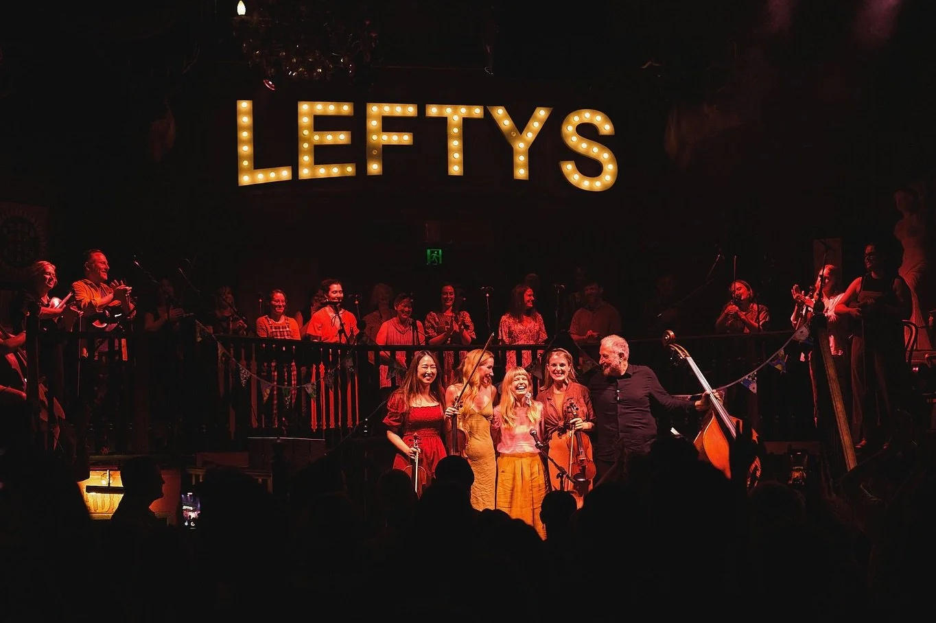 Still smiling about this 🥰
Thank you Matt Beswick for capturing these moments! @matts_gig_photos