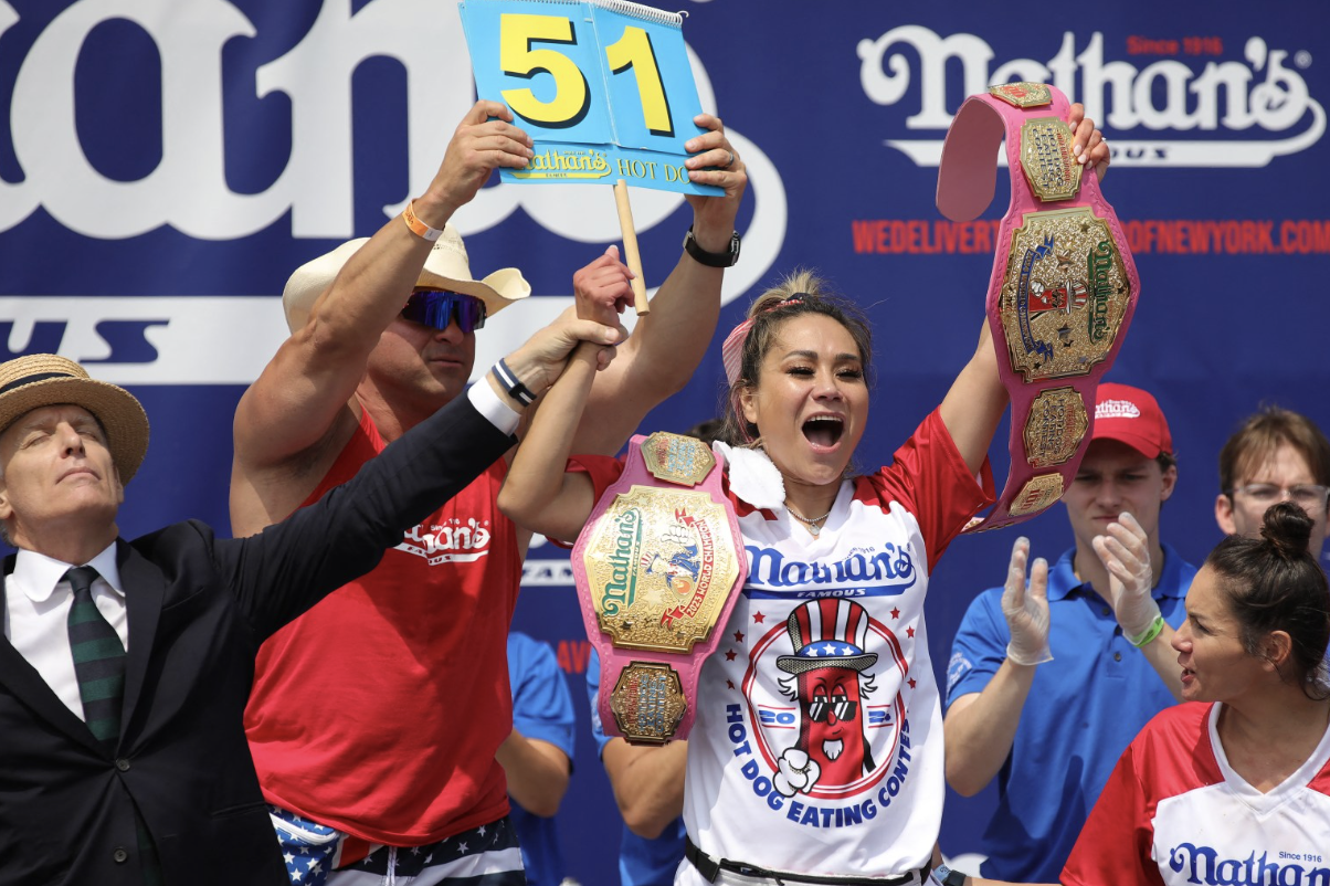 A Hot Girl Guide to the Hot Dog Eating Contest: The Most Athletic Event of the Summer?