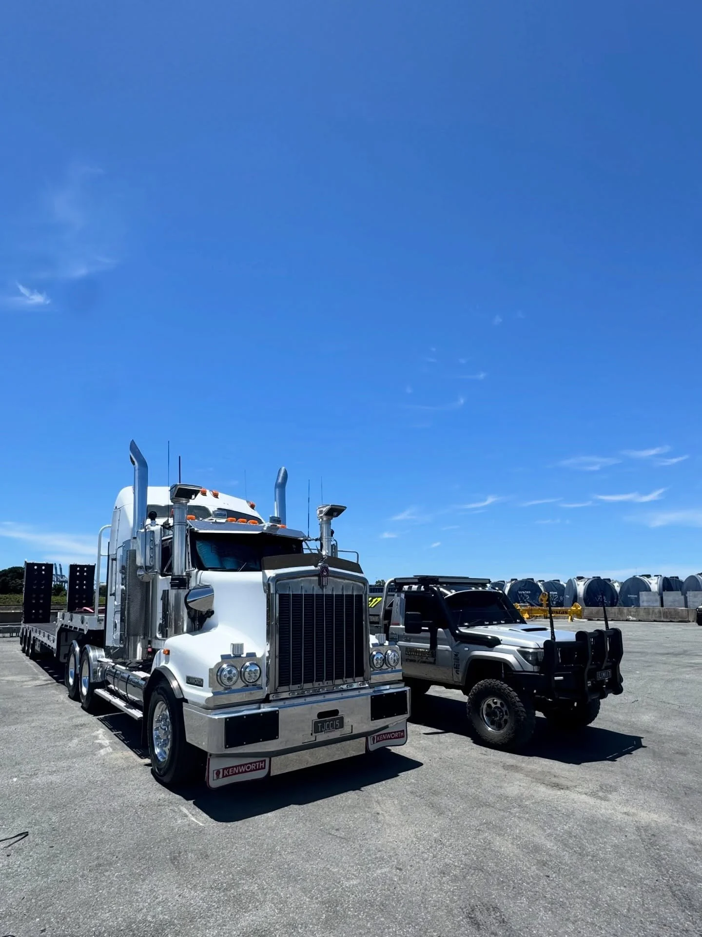 IcePack Repairs on the wind turbine hauler @tjc.haulage 
📞 0422 429 366 for all diagnostics, repairs and breakdowns on all trucks and machinery located SEQ